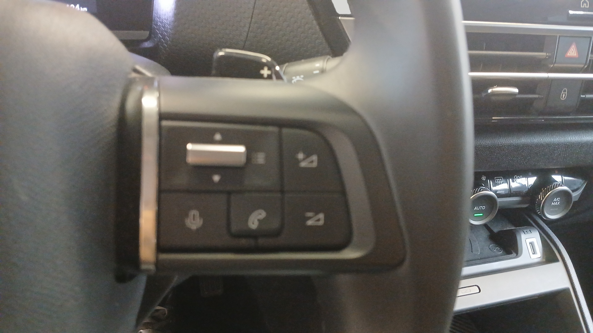 CITROEN C4 BlueHDi 130ch EAT8 MAX