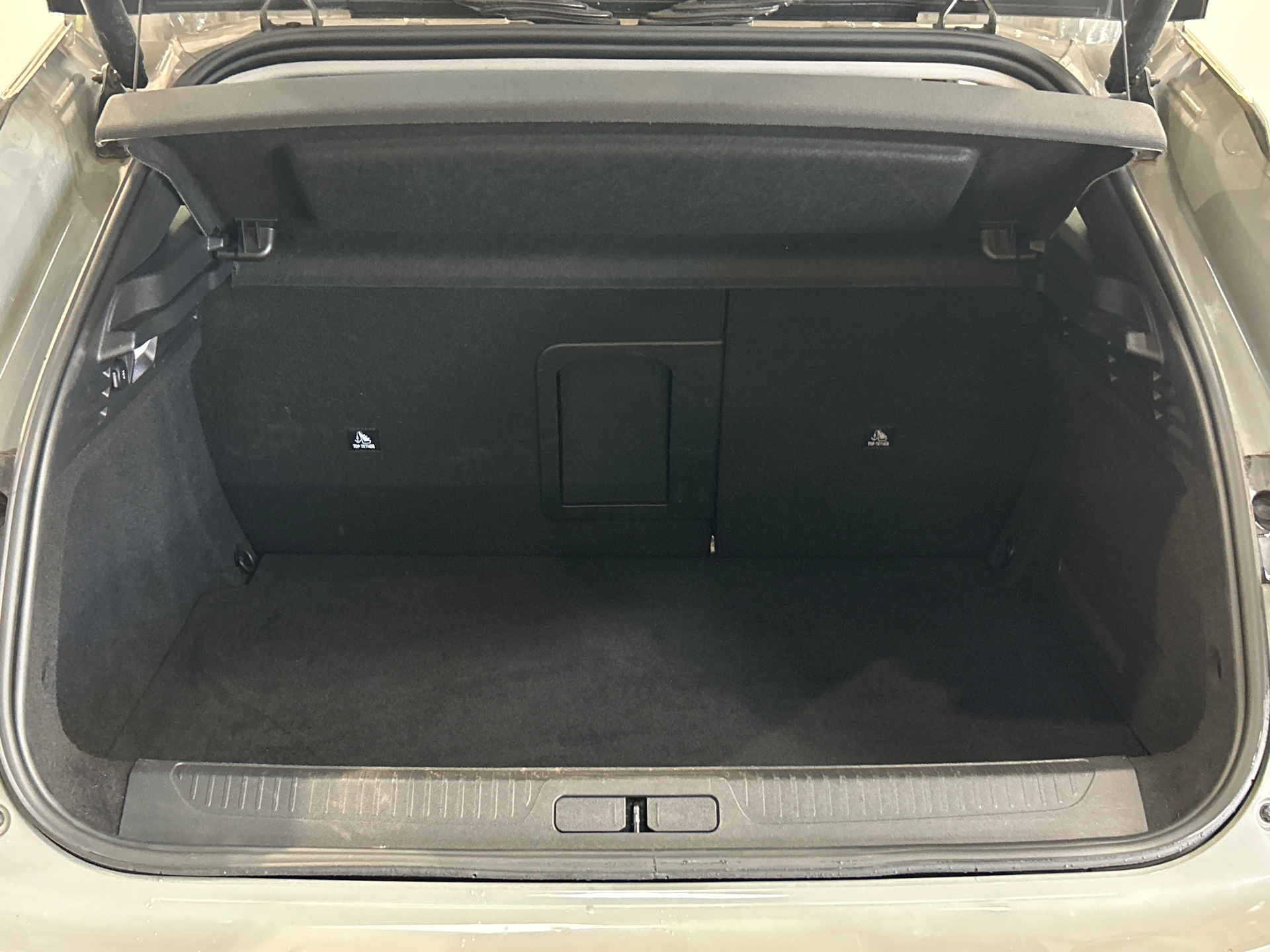 DS DS 4 E-TENSE 225 CROSS TROCADERO