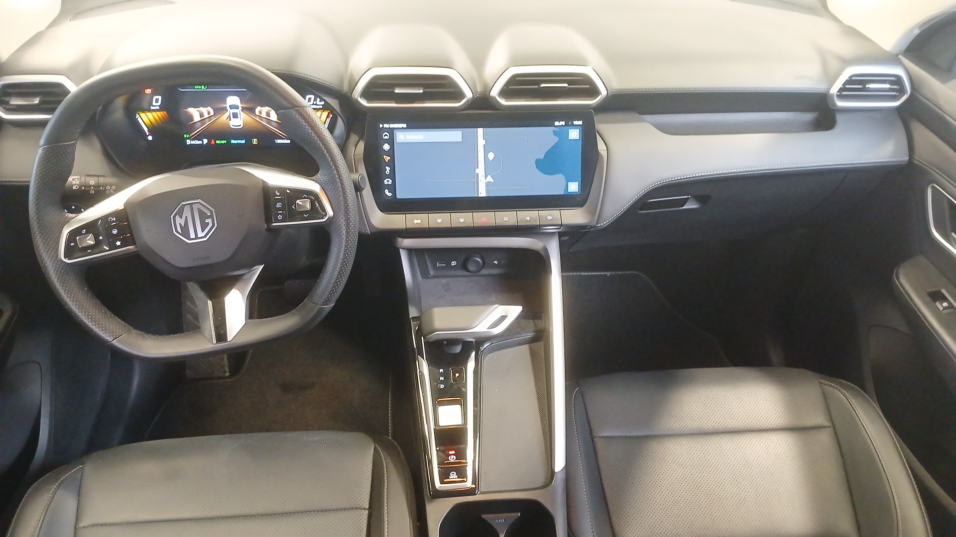 MG ZS 1.5 L Hybrid+ 197 ch Luxury