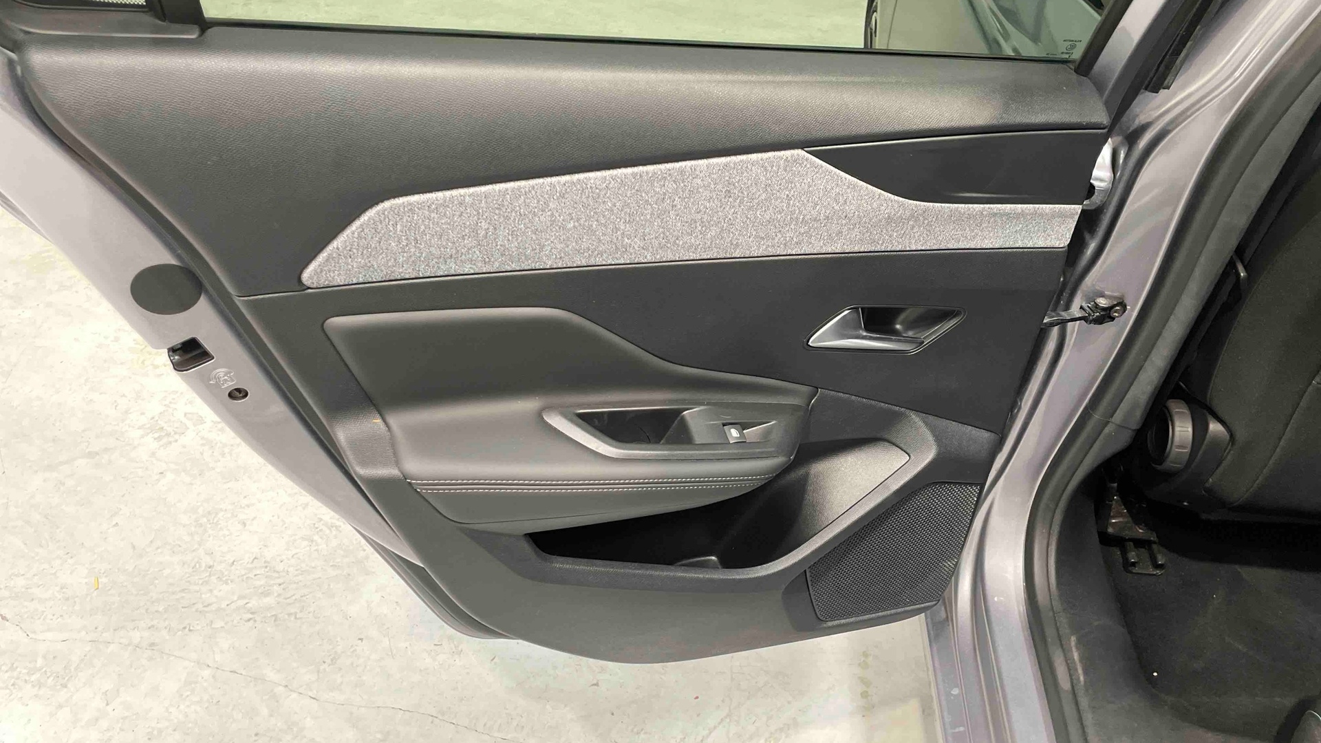 PEUGEOT 308 PHEV 180 e-EAT8 Allure Pack - 5P