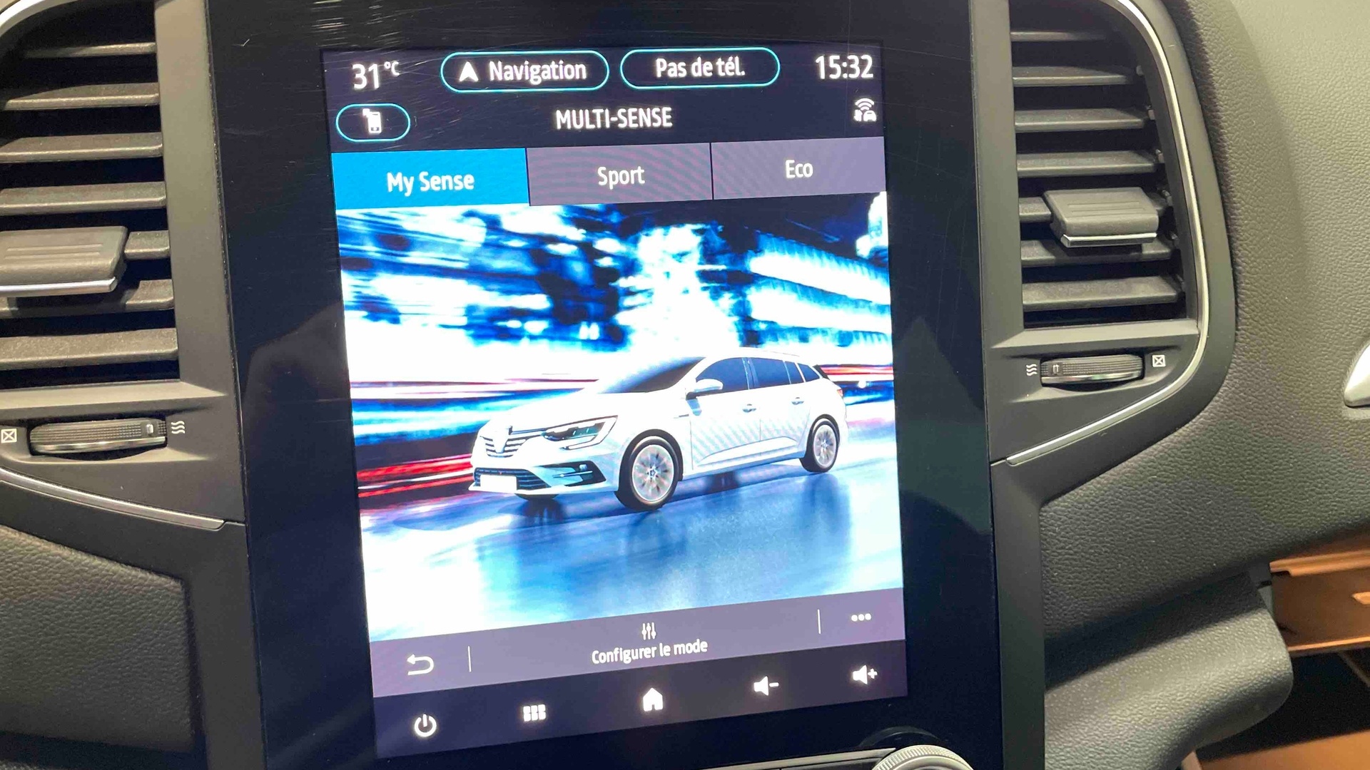RENAULT MEGANE IV ESTATE TCe 140 EDC Techno