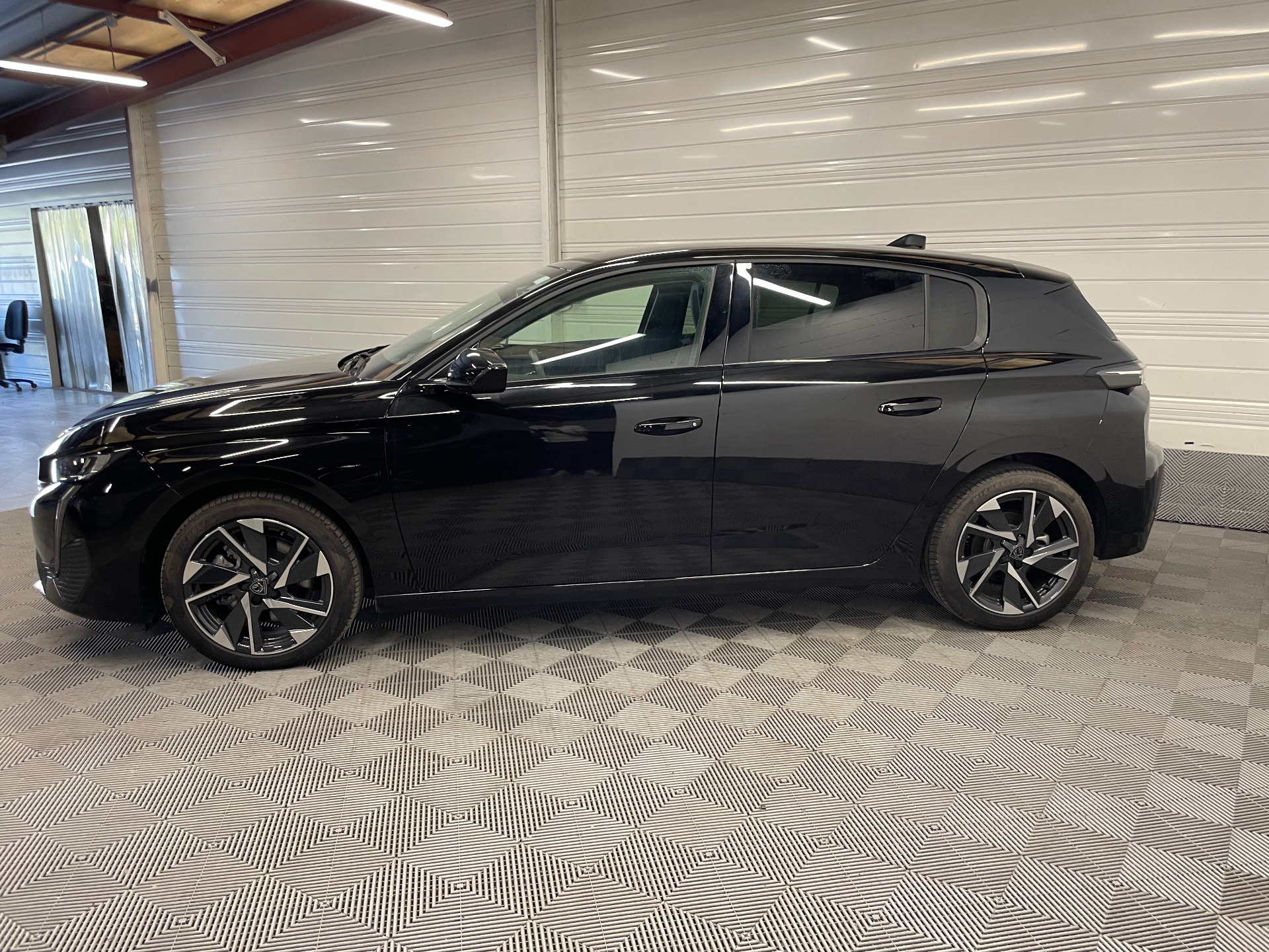 PEUGEOT 308 Hybrid 136 e-DCS6 Allure