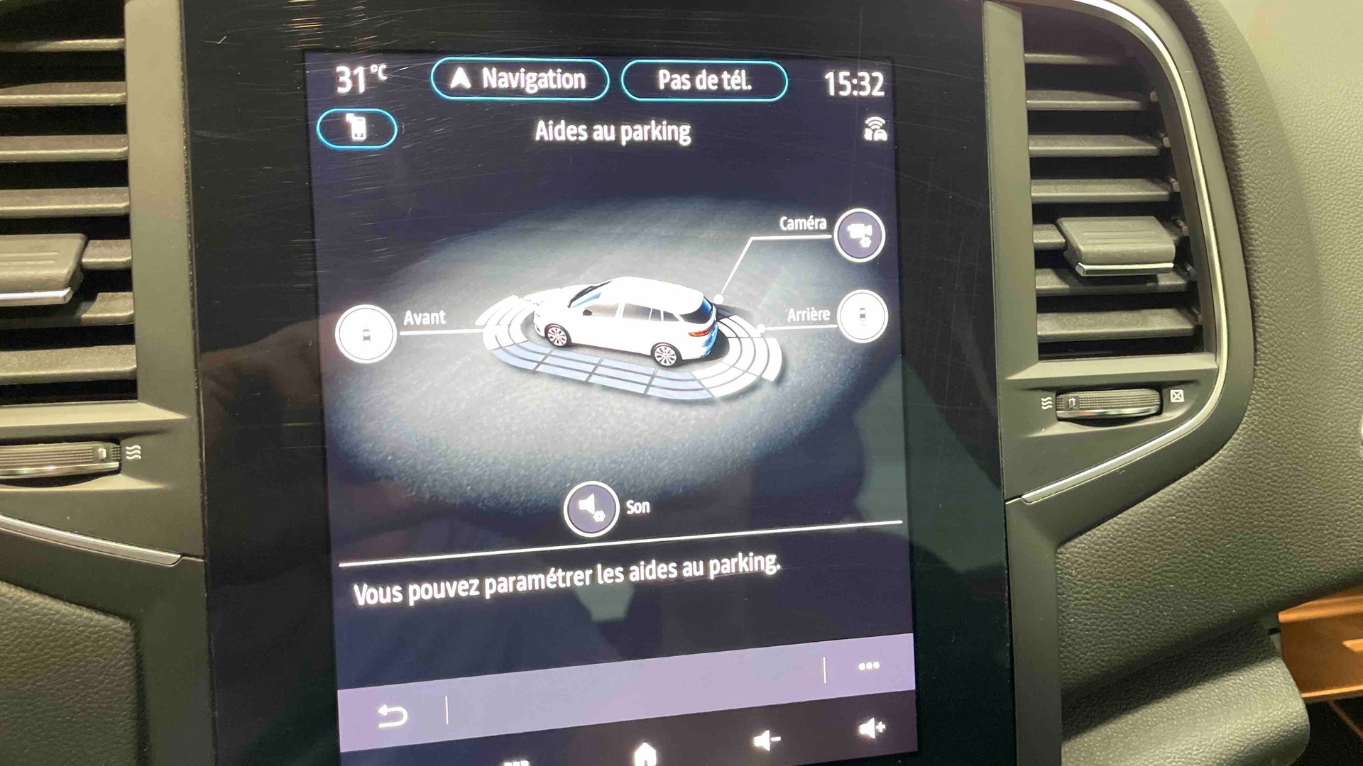 RENAULT MEGANE IV ESTATE TCe 140 EDC Techno