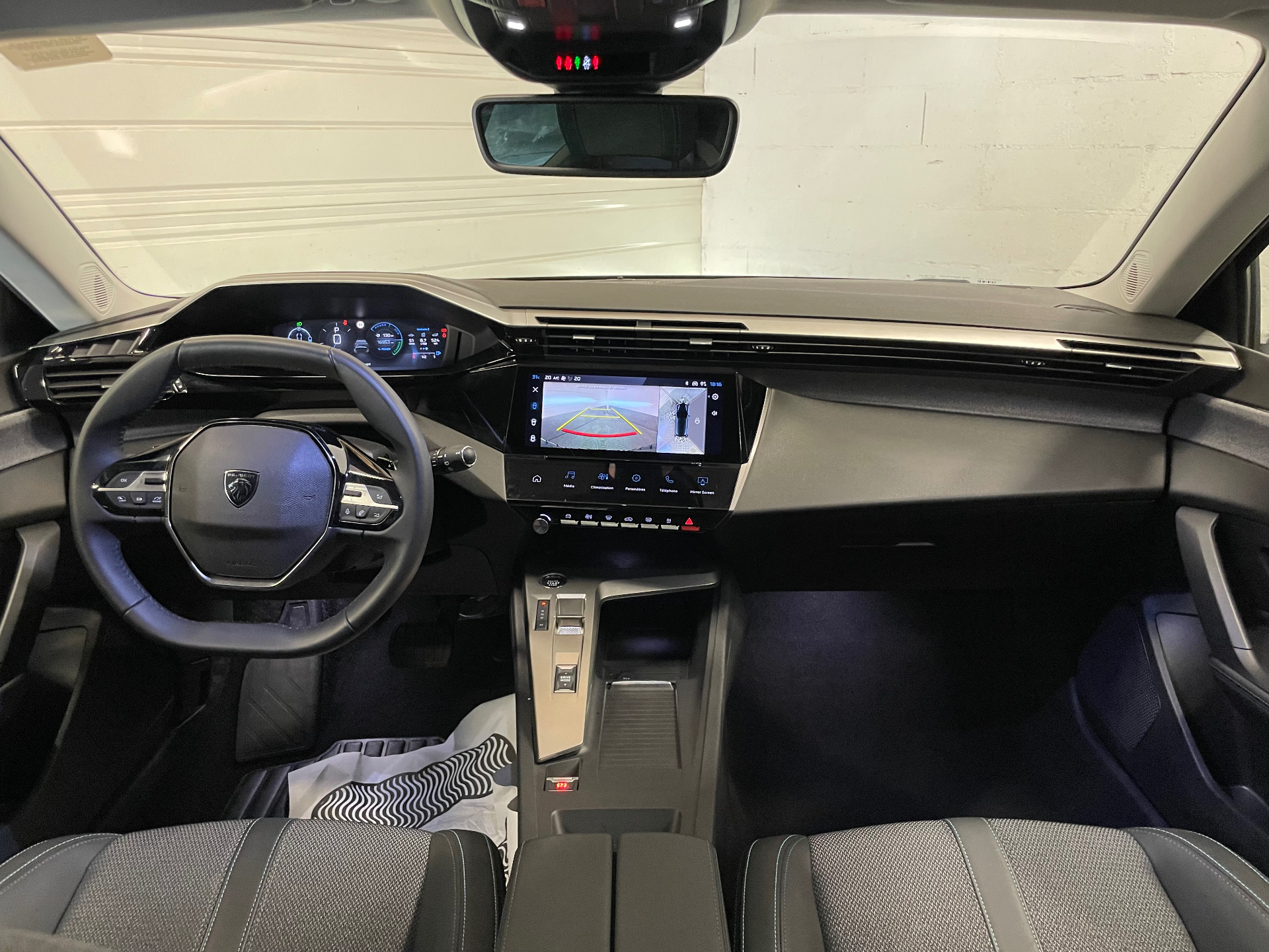 PEUGEOT 308 Hybrid 136 e-DCS6 Allure