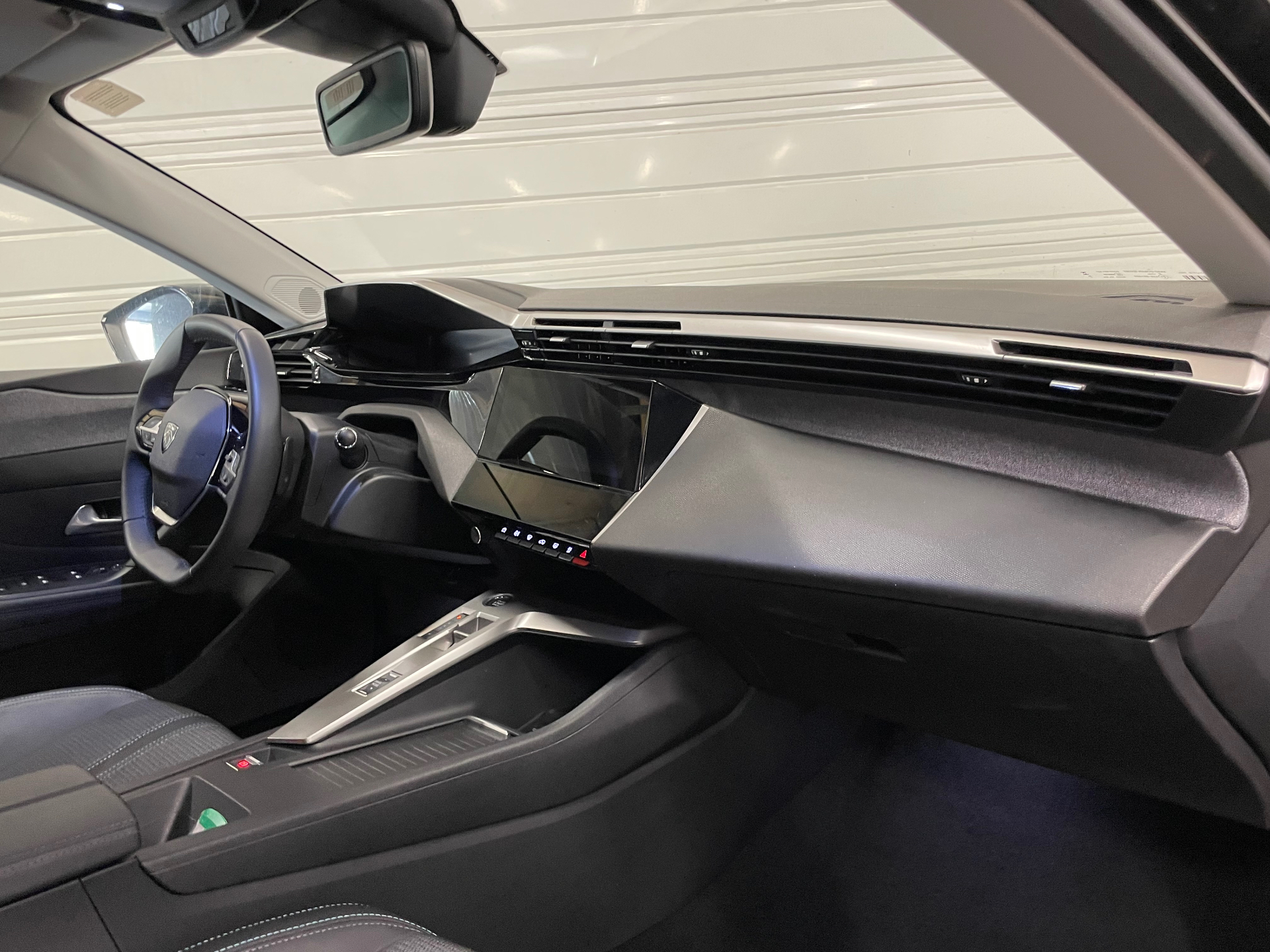 PEUGEOT 308 Hybrid 136 e-DCS6 Allure