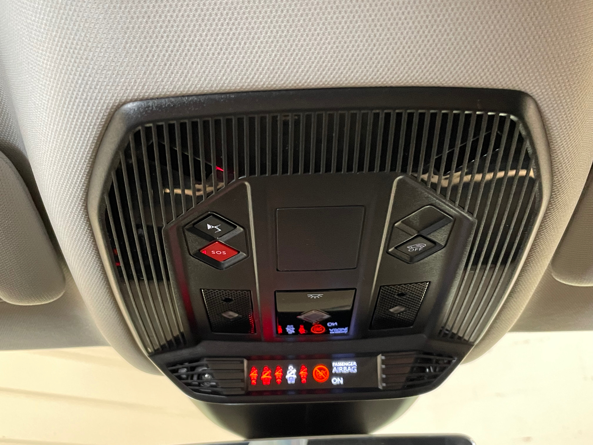 DS DS 4 Hybride E-Tense 225 EAT8 Cross Trocadero