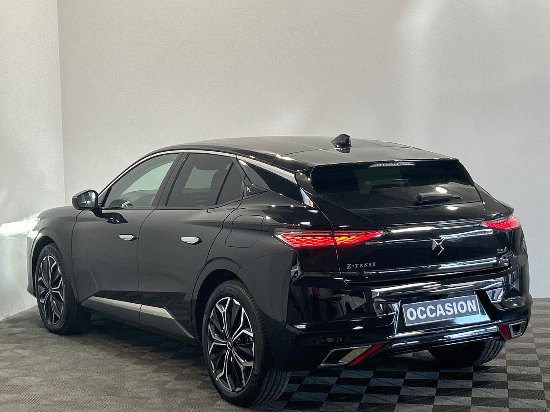 DS DS 4 E-TENSE 225 TROCADERO