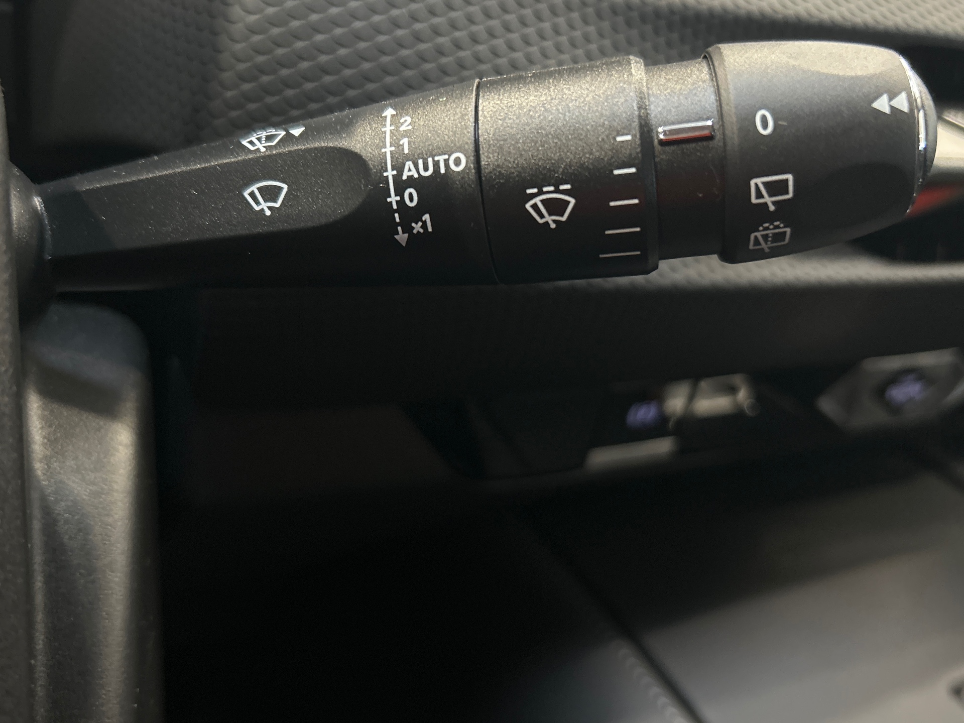 DS DS 4 E-TENSE 225 TROCADERO