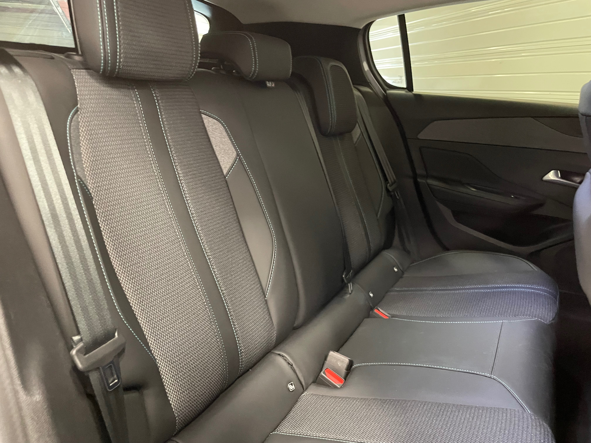 PEUGEOT 308 BlueHDi 130ch S&S EAT8 Allure