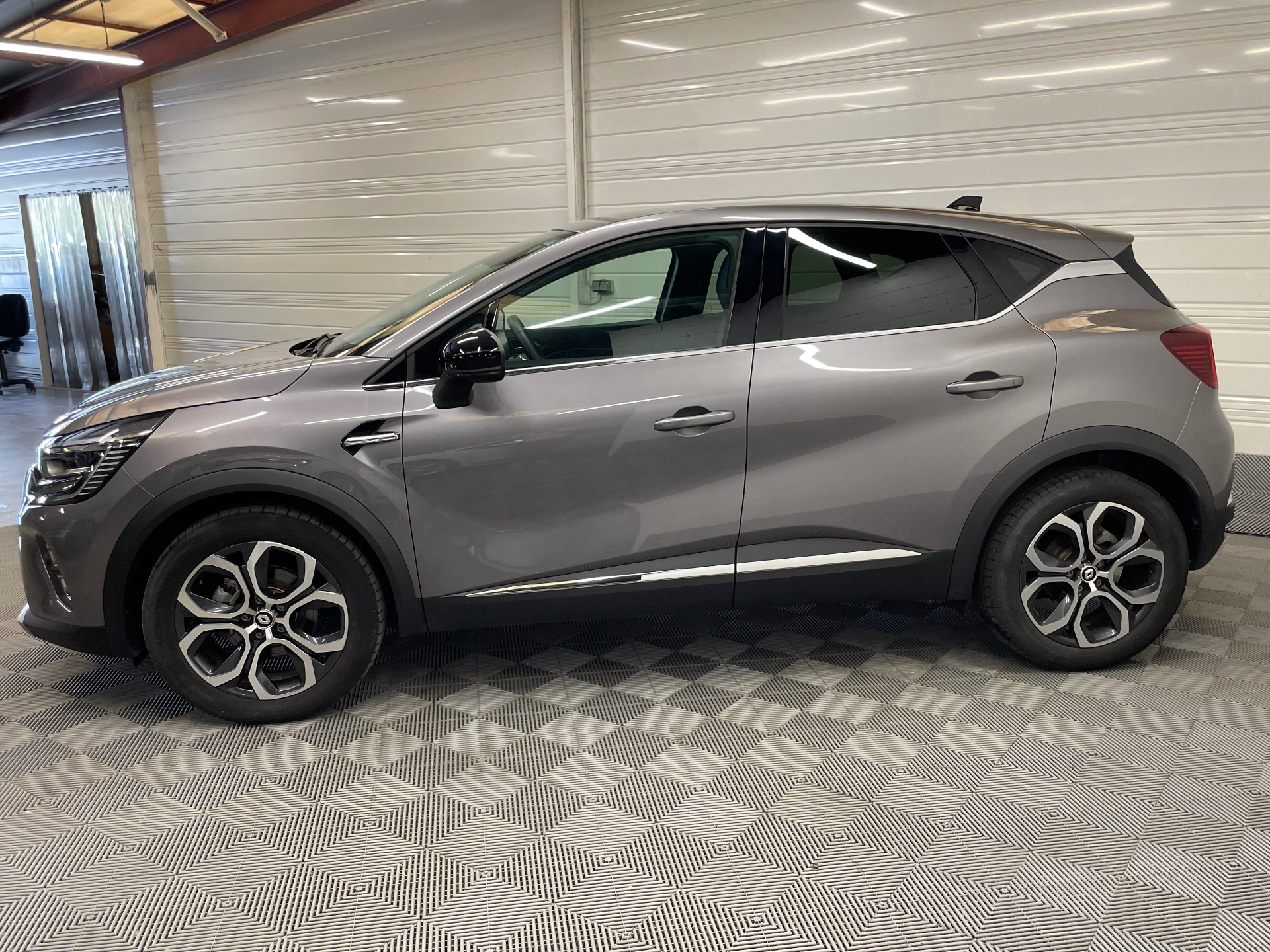 RENAULT CAPTUR E-Tech full hybrid 145 Techno