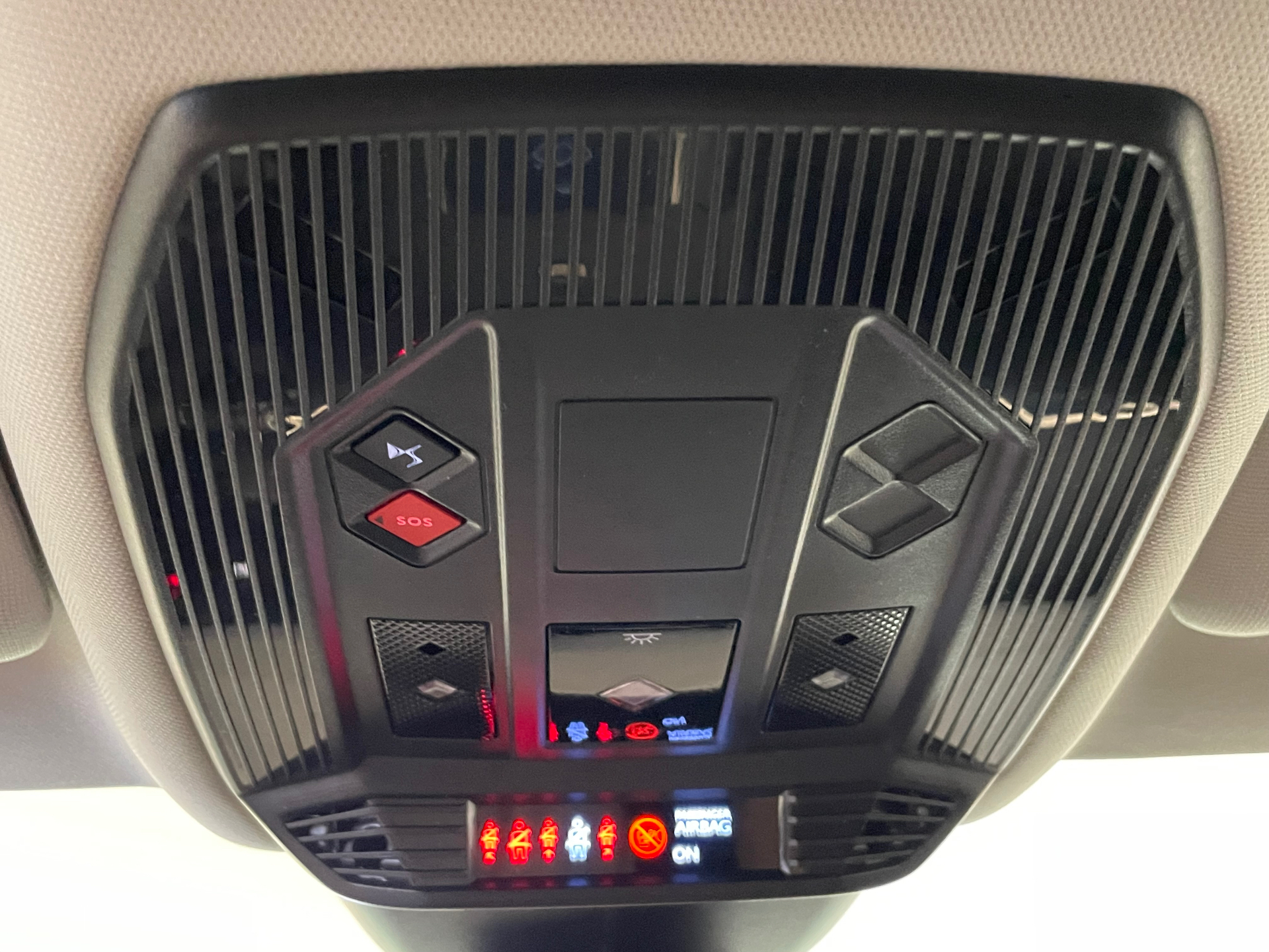 DS DS 4 Hybride E-Tense 225 EAT8 Cross Rivoli