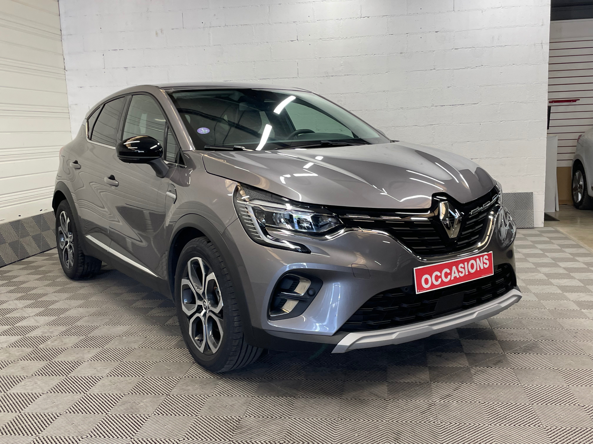 RENAULT CAPTUR E-Tech full hybrid 145 Techno
