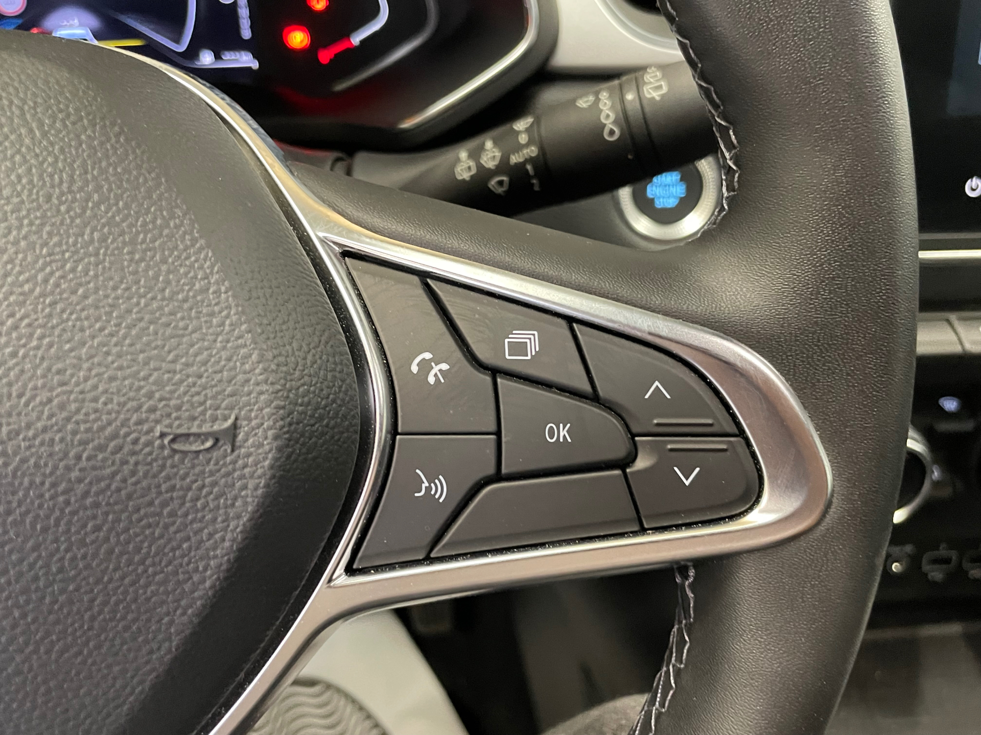 RENAULT CAPTUR E-Tech full hybrid 145 Techno