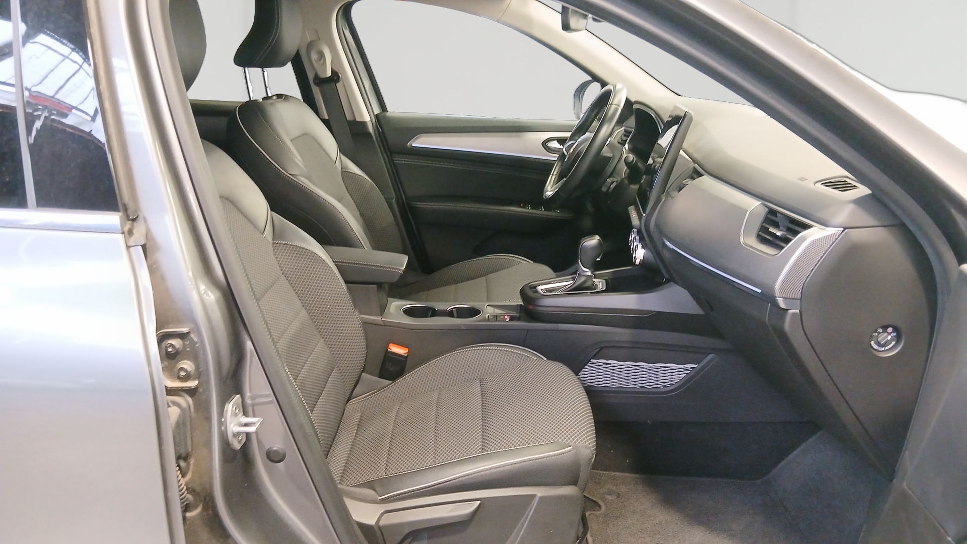RENAULT ARKANA E-Tech 145 - 21B Intens