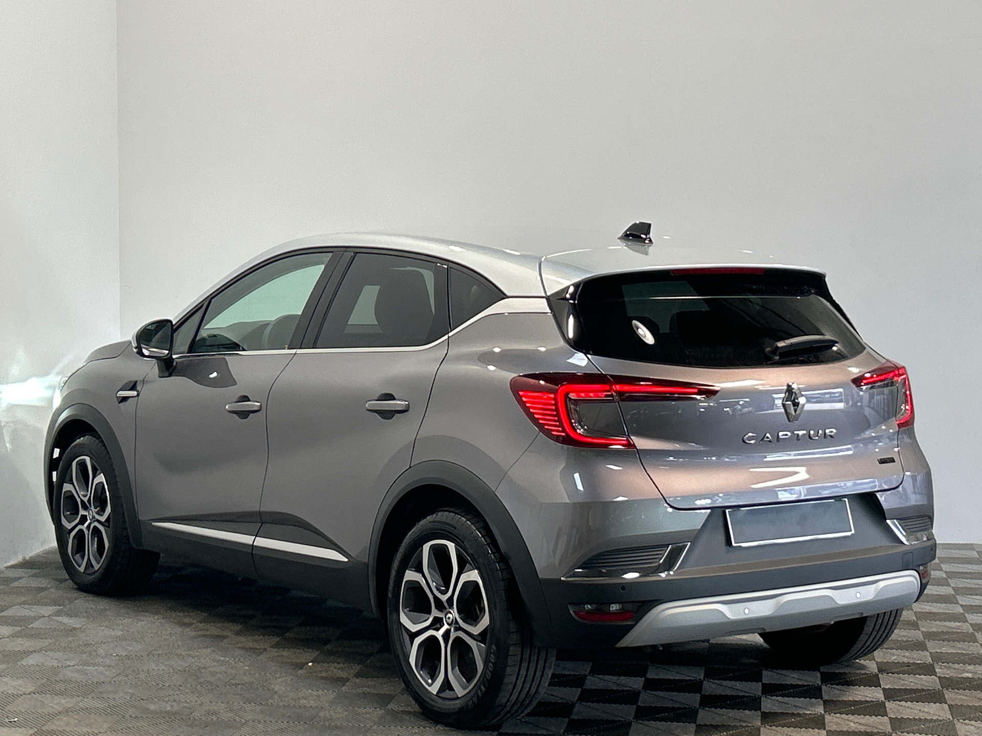 RENAULT CAPTUR E-Tech full hybrid 145 Techno