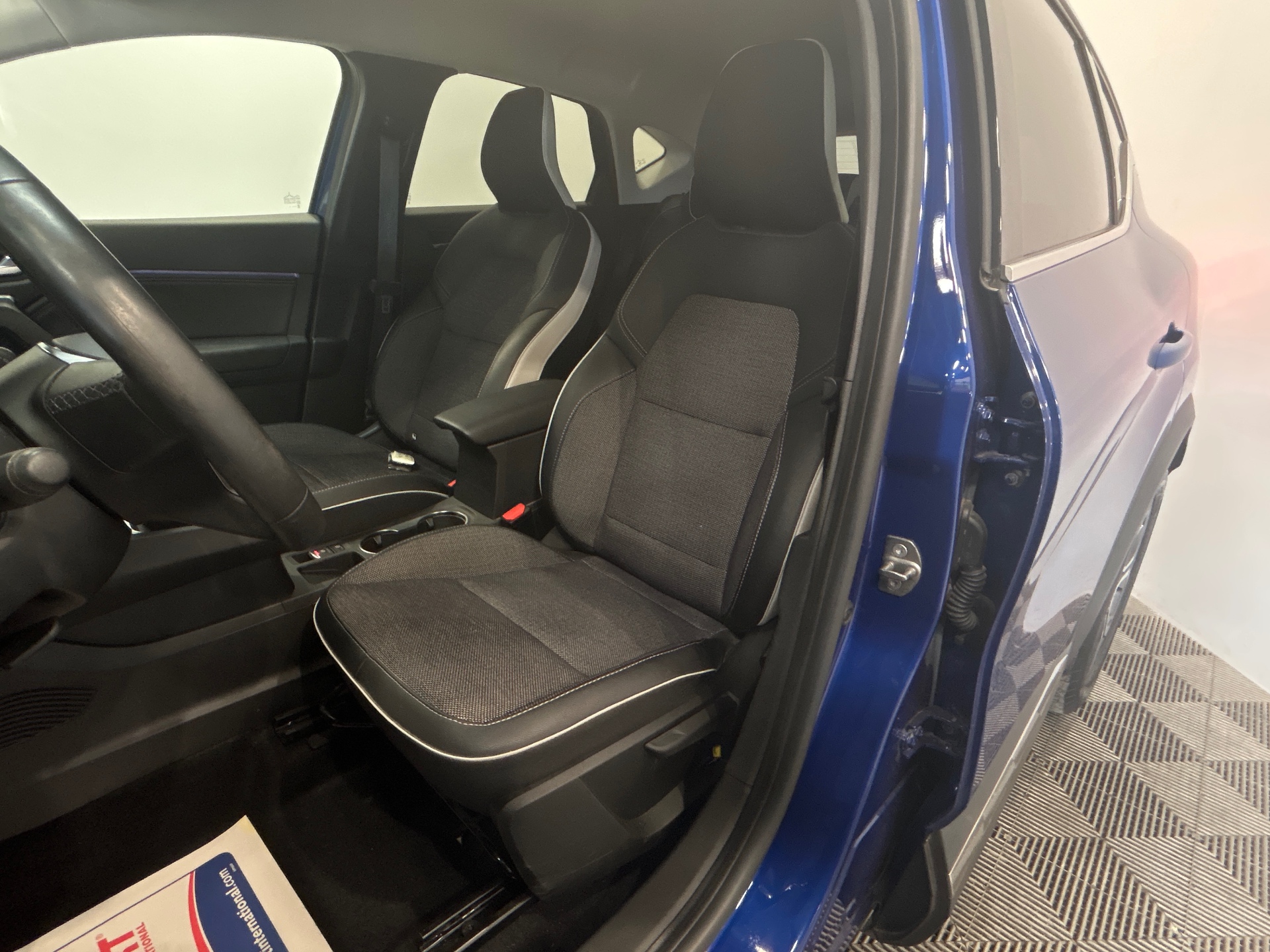 RENAULT CAPTUR E-Tech full hybrid 145 Techno fast track
