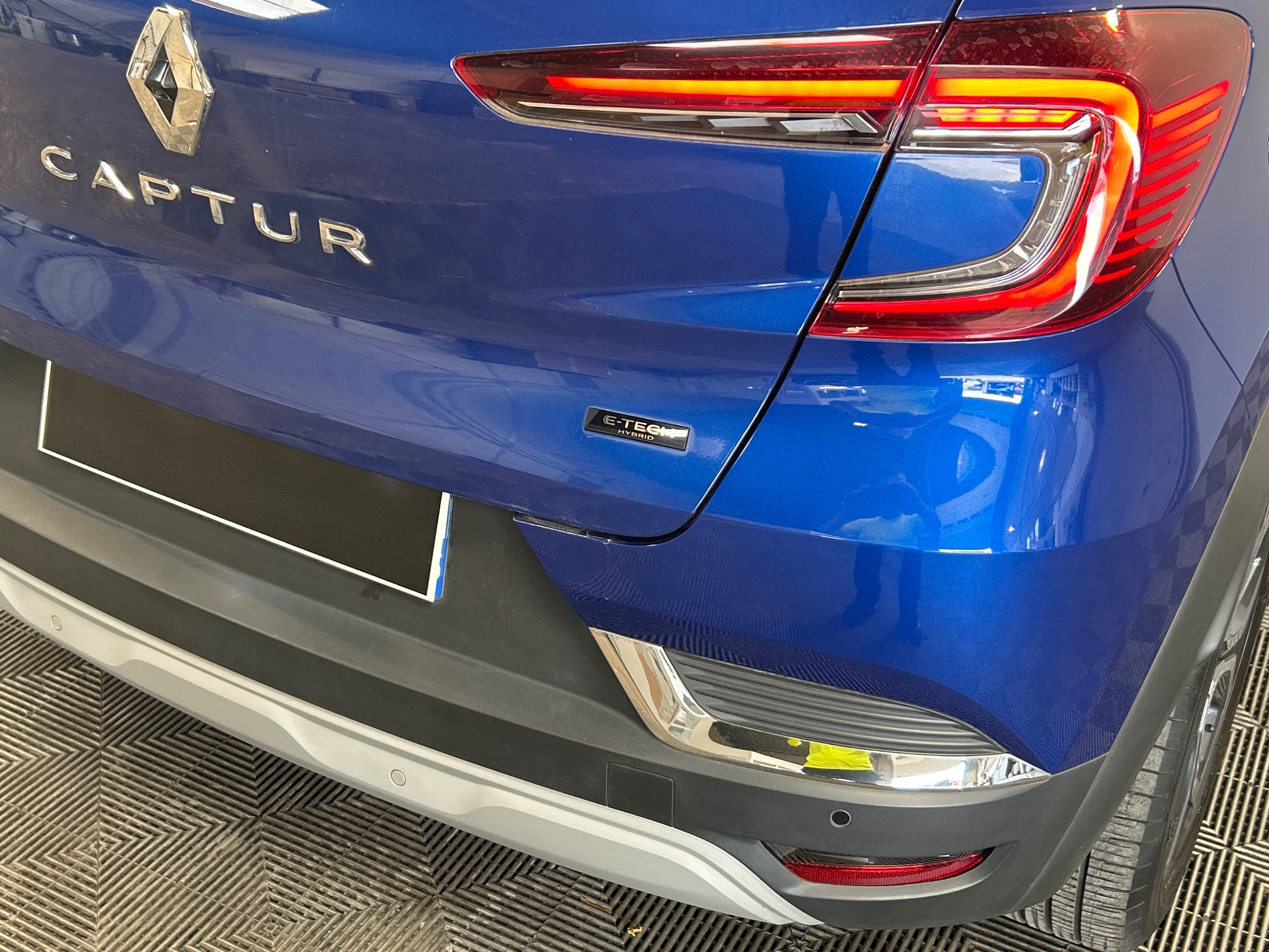 RENAULT CAPTUR E-Tech full hybrid 145 Techno fast track