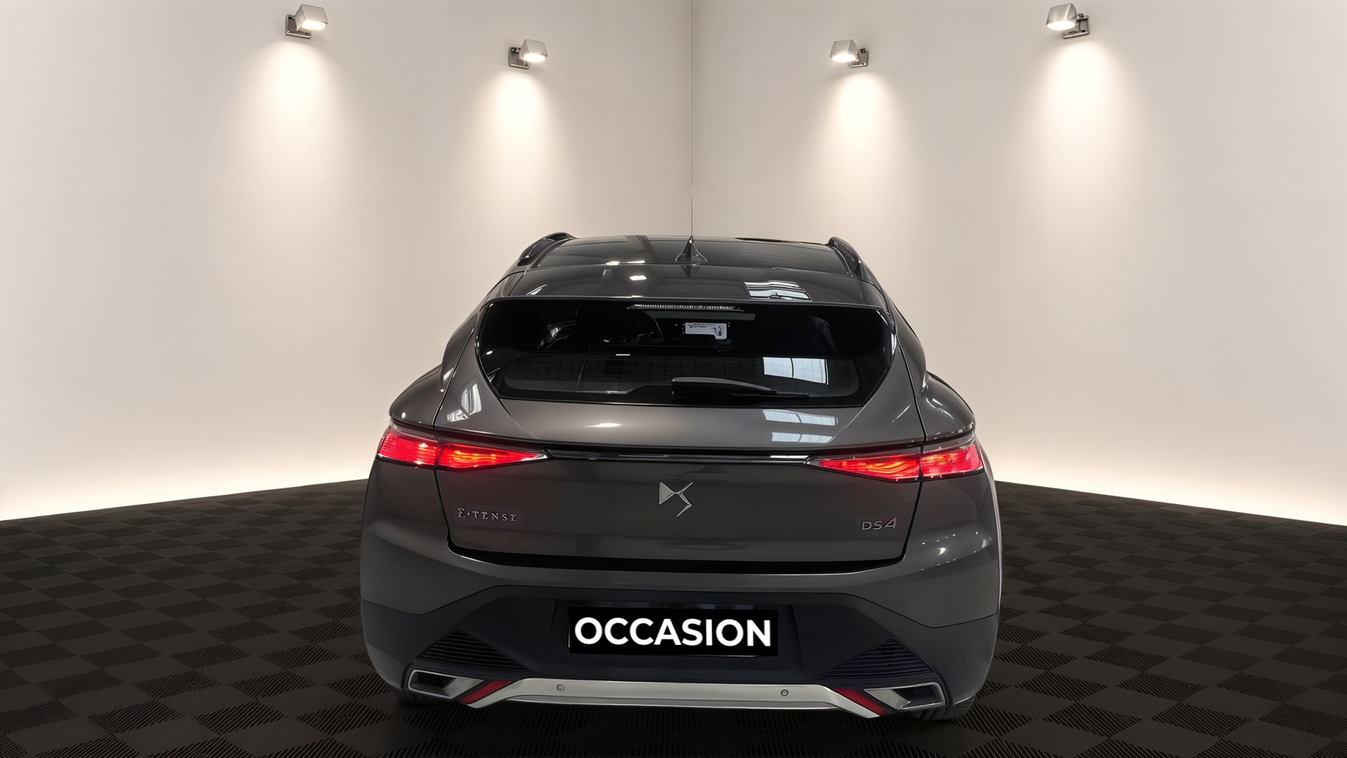 DS DS 4 Hybride E-Tense 225 EAT8 Cross Trocadero - 5P