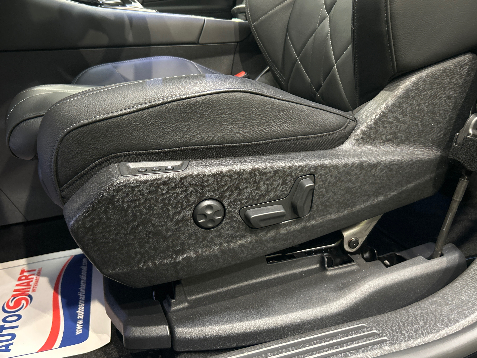 DS DS 7 E-TENSE 225 RIVOLI