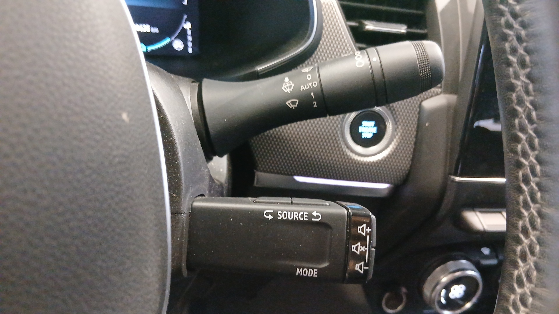 RENAULT ARKANA E-Tech 145 - 21B Intens