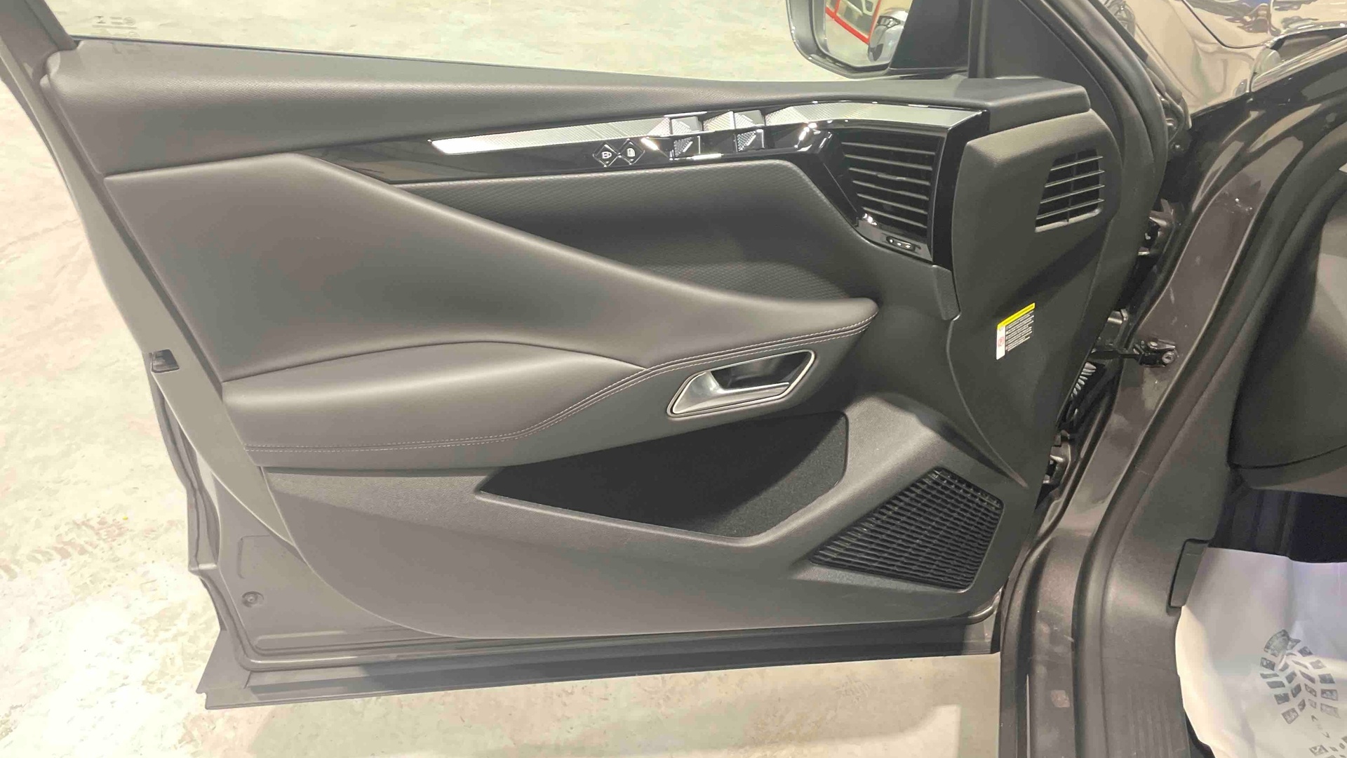DS DS 4 Hybride E-Tense 225 EAT8 Cross Trocadero - 5P