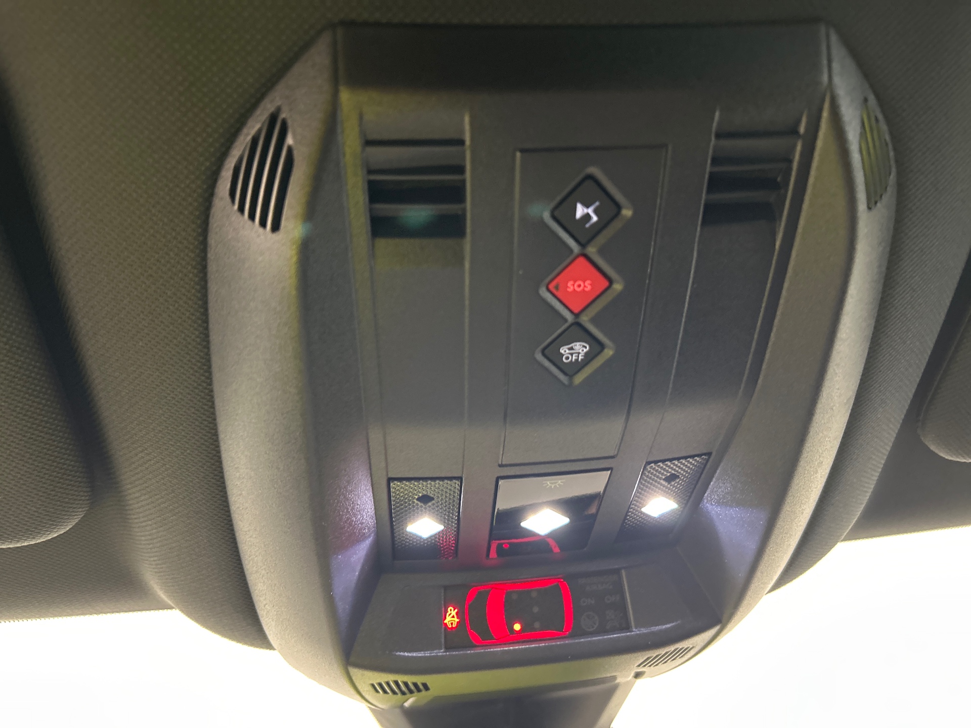 DS DS 7 E-TENSE 225 RIVOLI