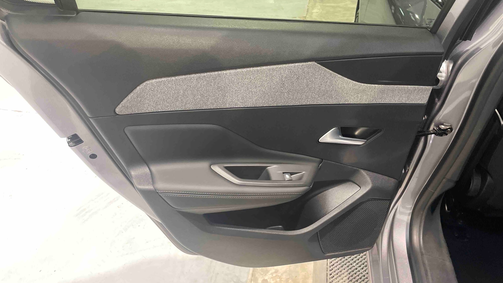 PEUGEOT 308 BlueHDi 130ch S&S EAT8 Allure