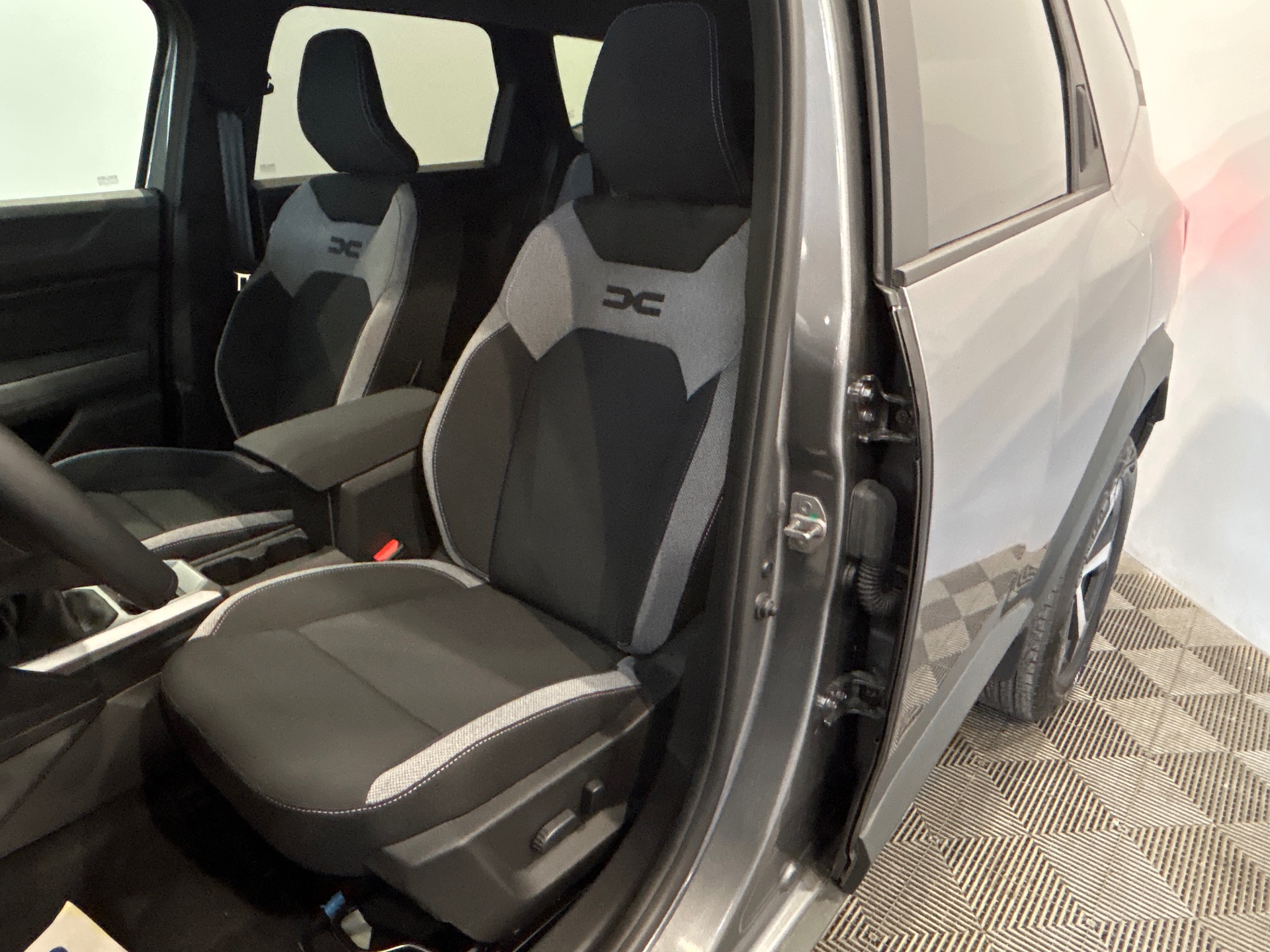 DACIA BIGSTER Mild Hybrid 140 Journey