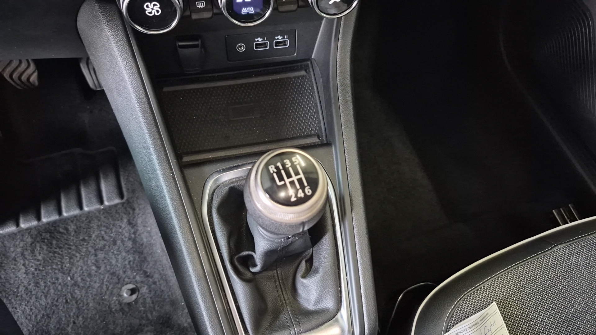 RENAULT CAPTUR techno TCe 90