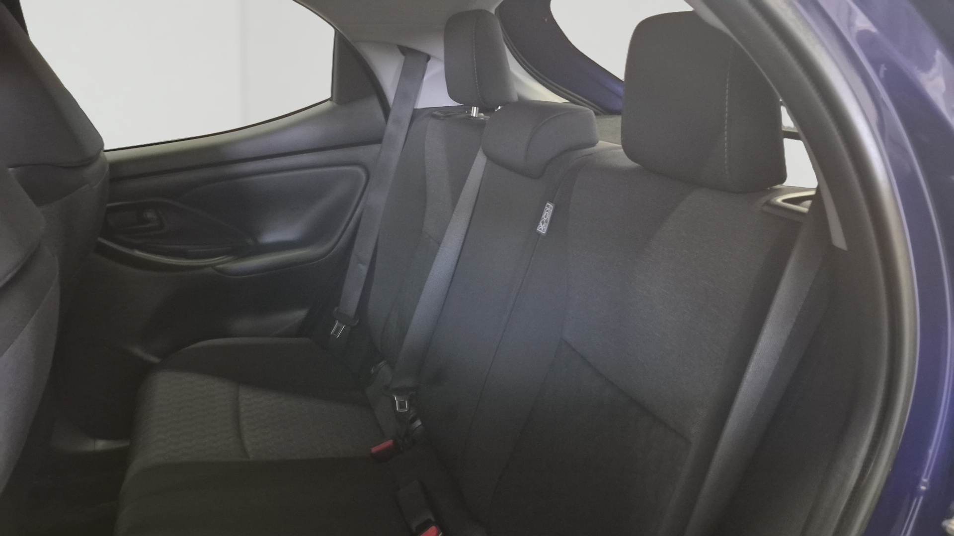 TOYOTA YARIS HYBRIDE AFFAIRES MY21 116H DESIGN