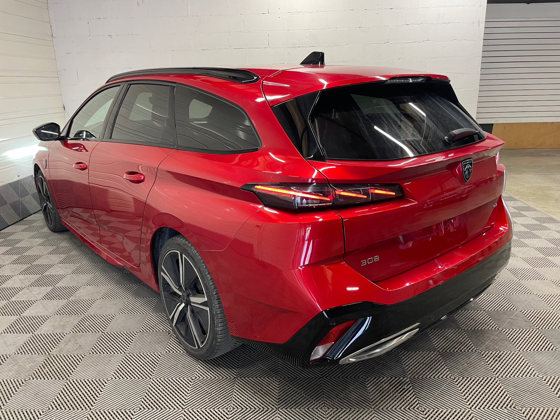 PEUGEOT 308 SW GT BlueHDI 130 S&S EAT8