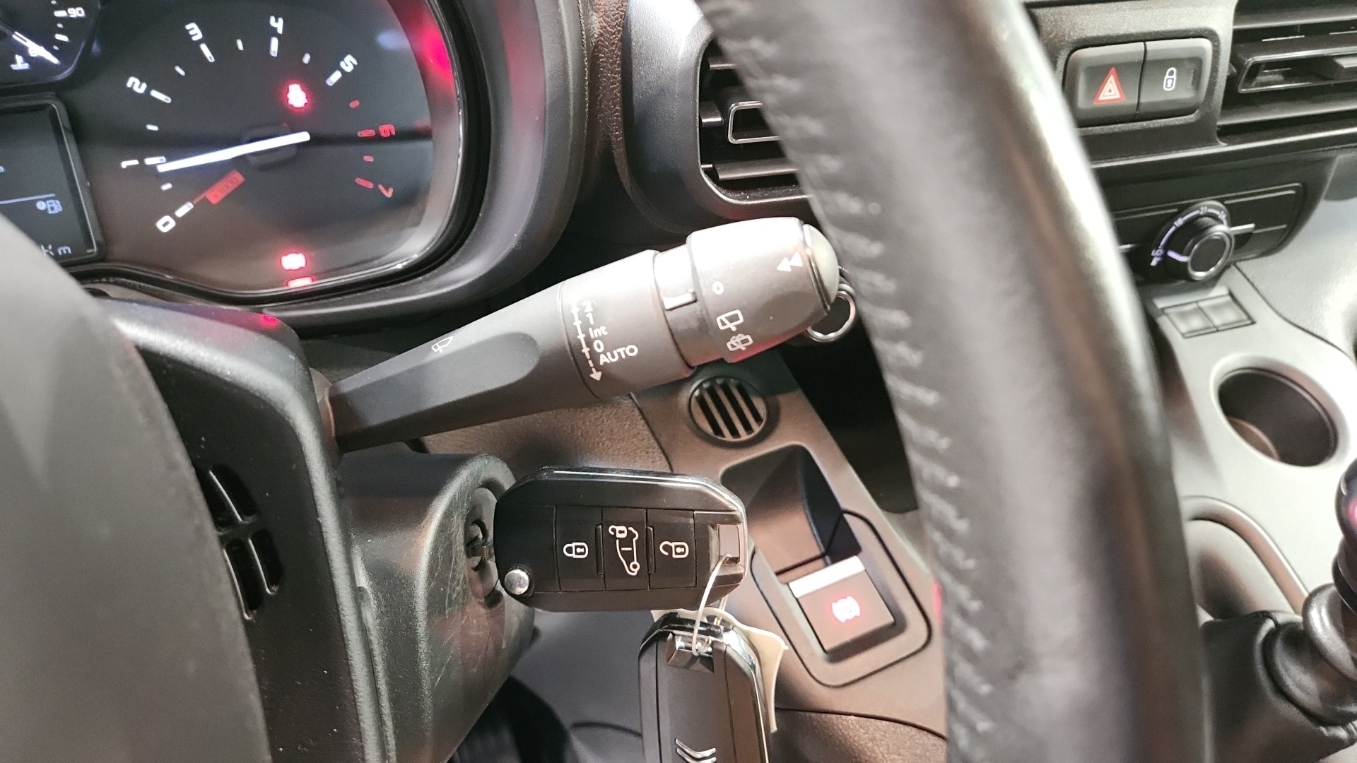 CITROEN BERLINGO VAN M 950 BLUEHDI 100 S&S BVM6