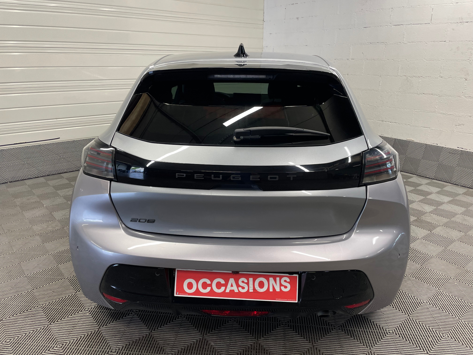 PEUGEOT 208 PureTech 100 S&S BVM6 Allure