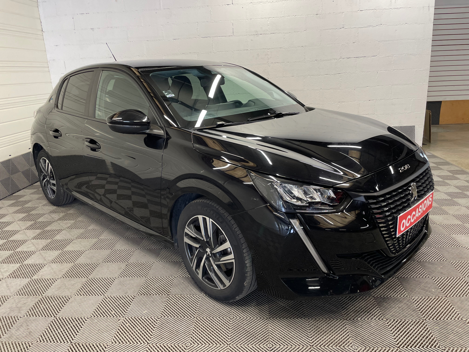 PEUGEOT 208 STYLE PURETECH 100 S&S BVM6