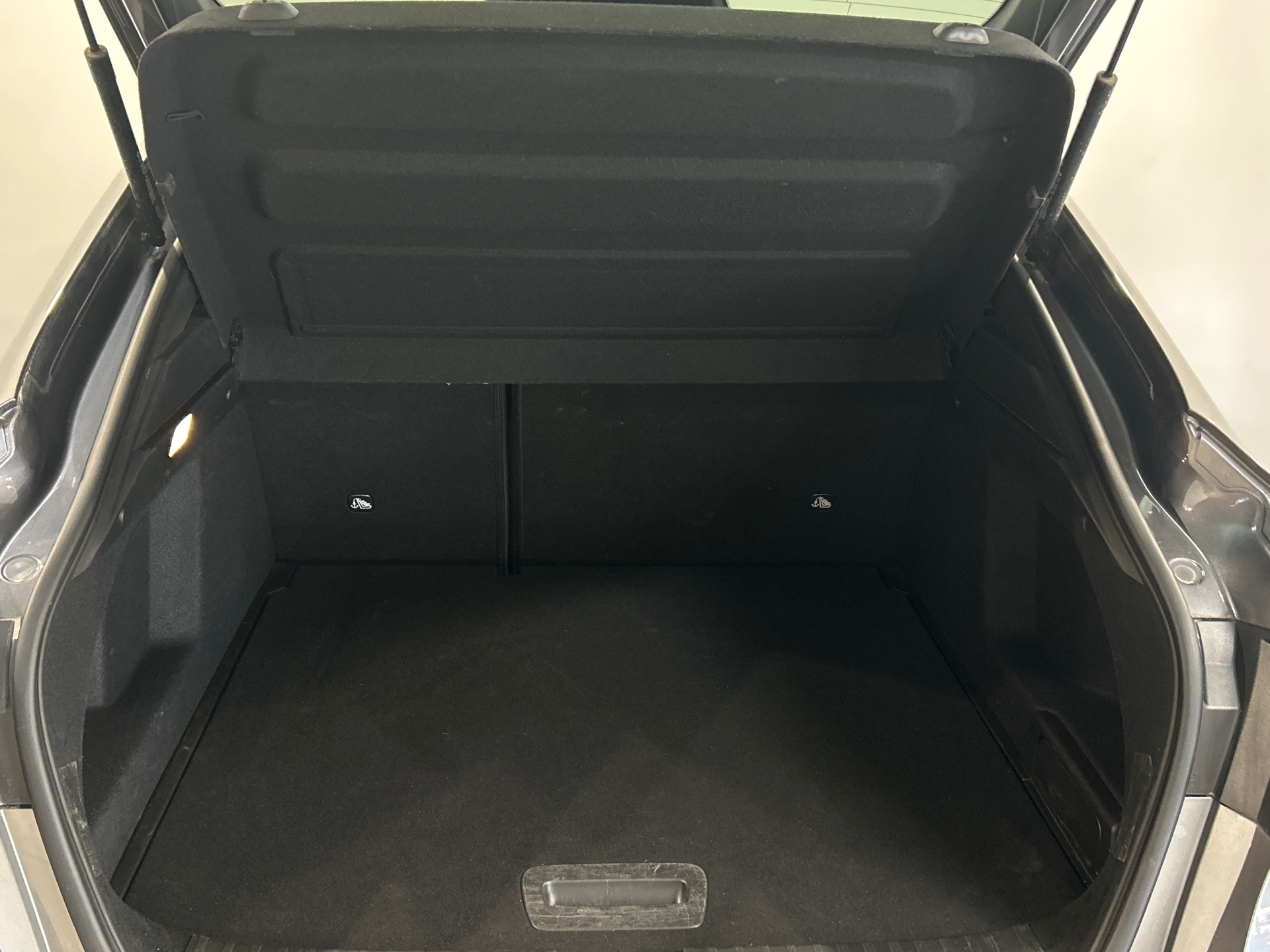 RENAULT ARKANA E-Tech 145 - 23 Techno