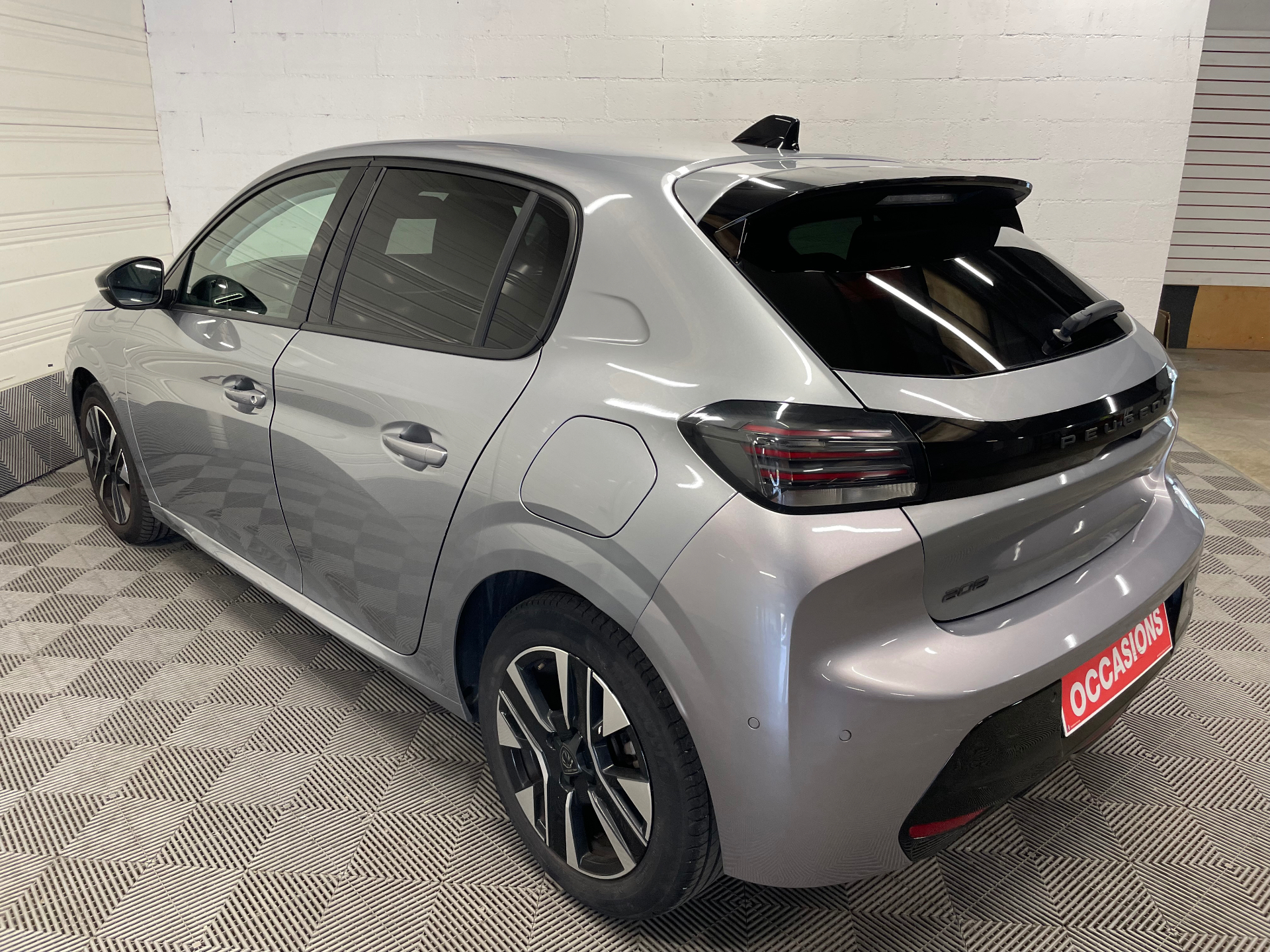 PEUGEOT 208 PureTech 100 S&S BVM6 Allure