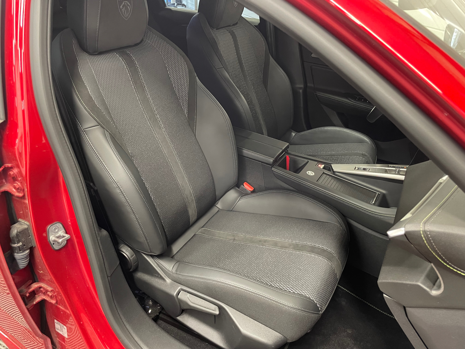 PEUGEOT 308 SW GT BlueHDI 130 S&S EAT8