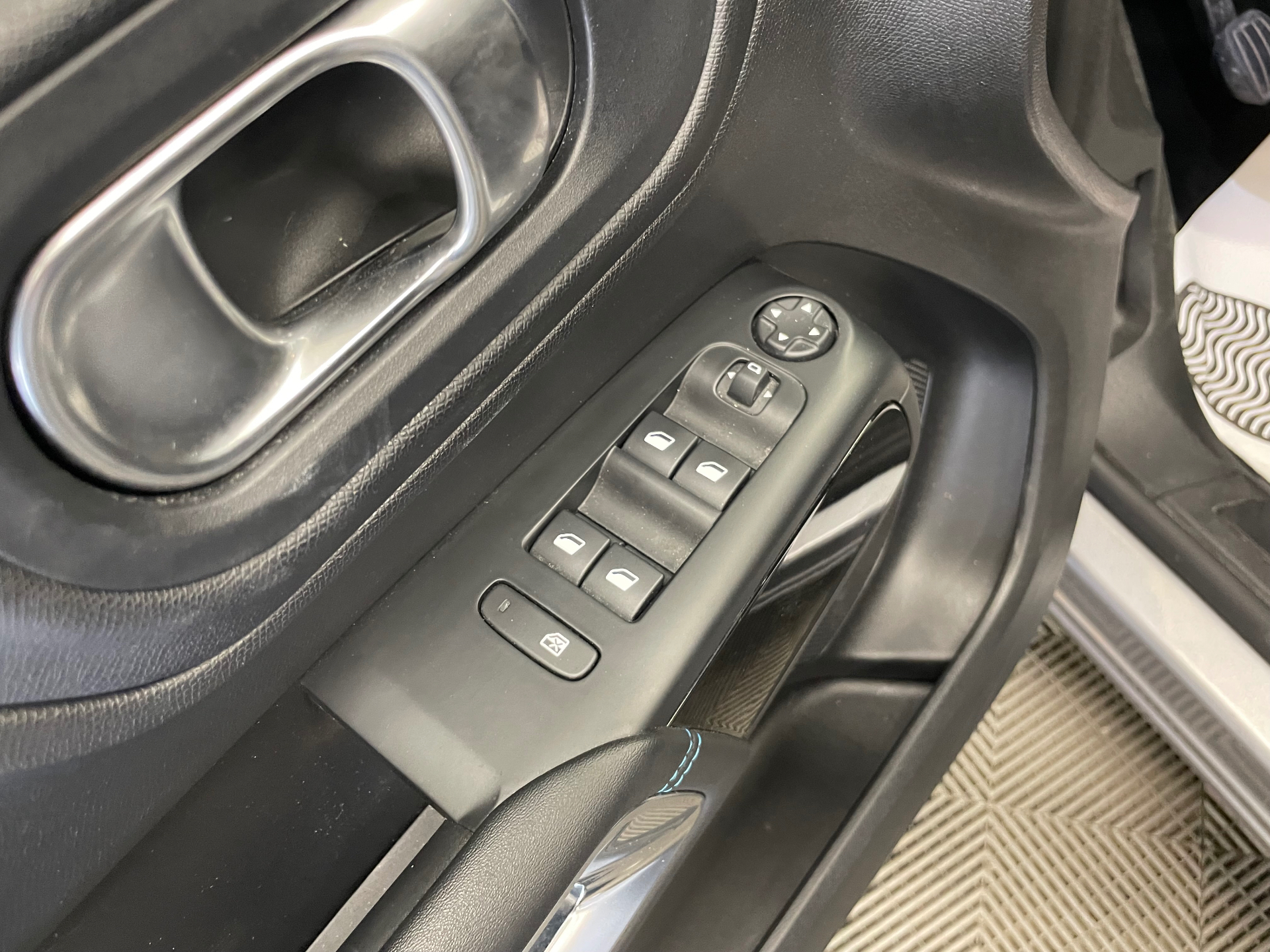 CITROEN C5 AIRCROSS PureTech 130 S&S BVM6 Feel