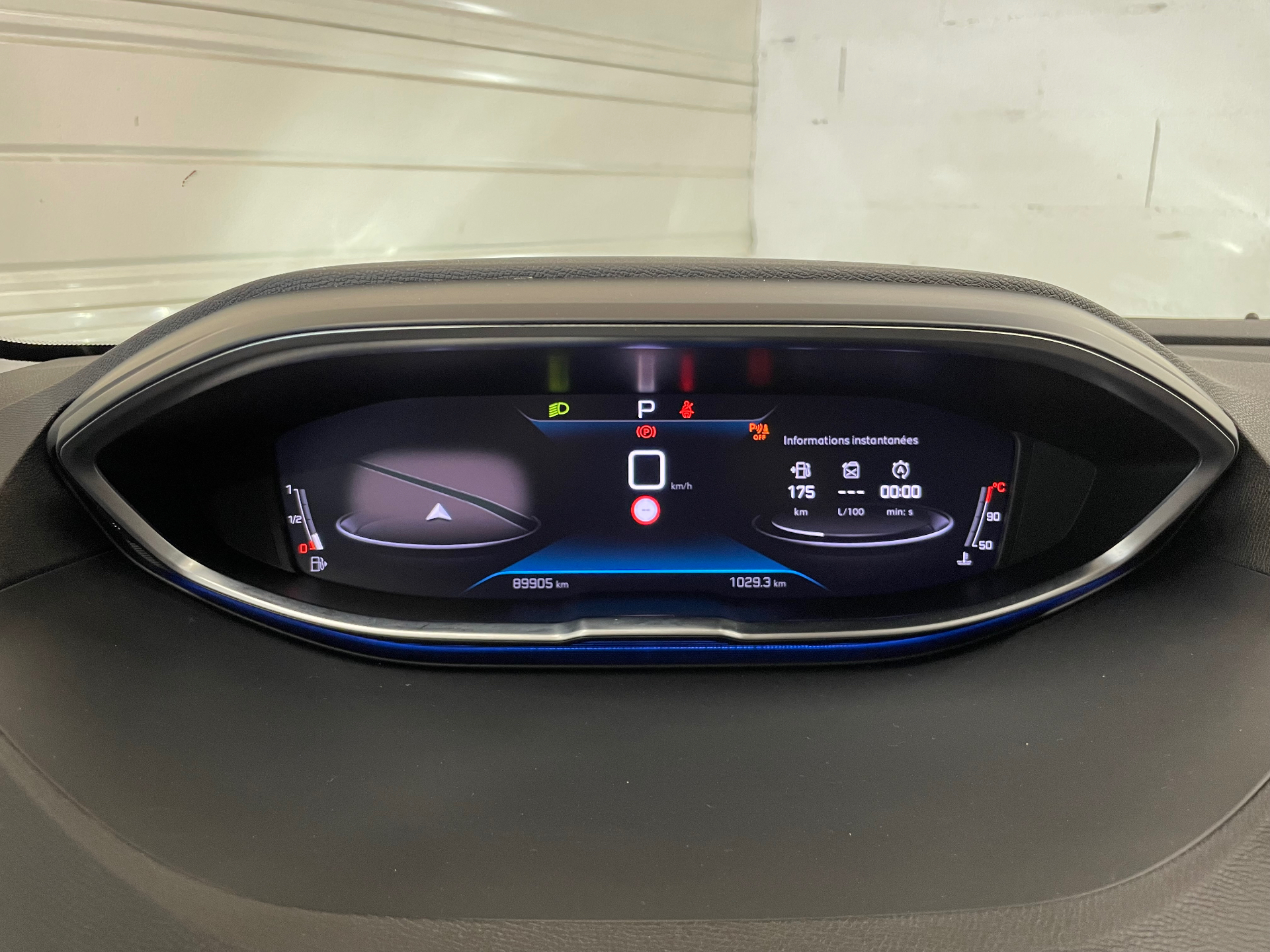 PEUGEOT 3008 BlueHDi 130ch S&S EAT8 Active Pack