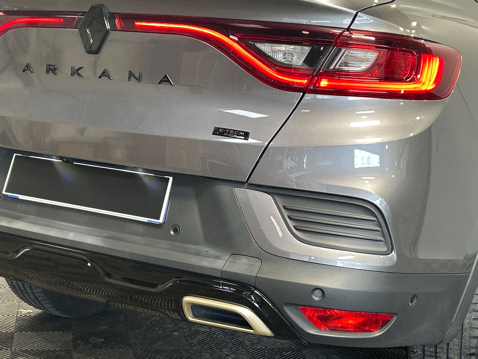 RENAULT ARKANA E-Tech hybride 145 - 22 Engineered