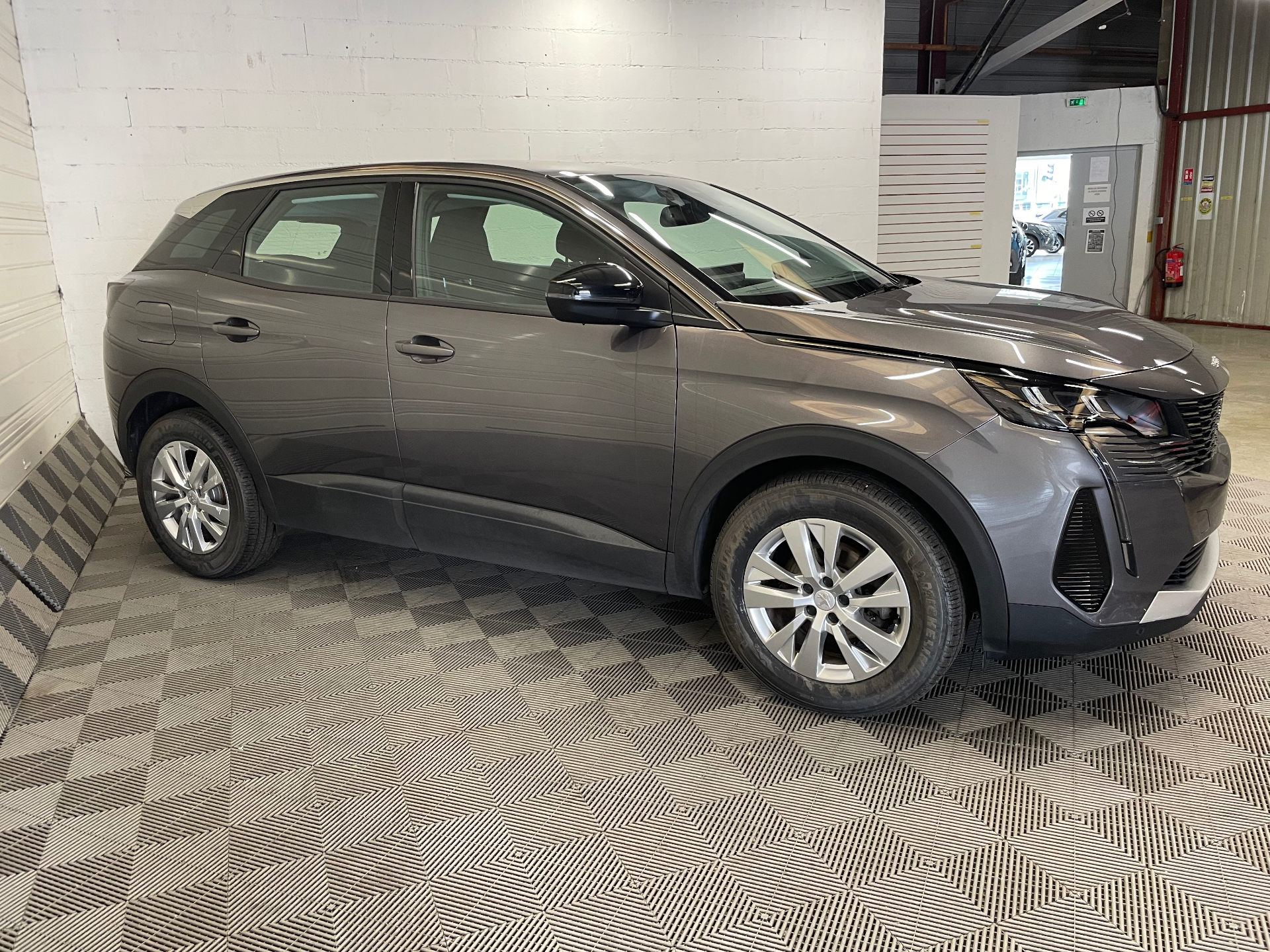 PEUGEOT 3008 BlueHDi 130ch S&S EAT8 Active Pack