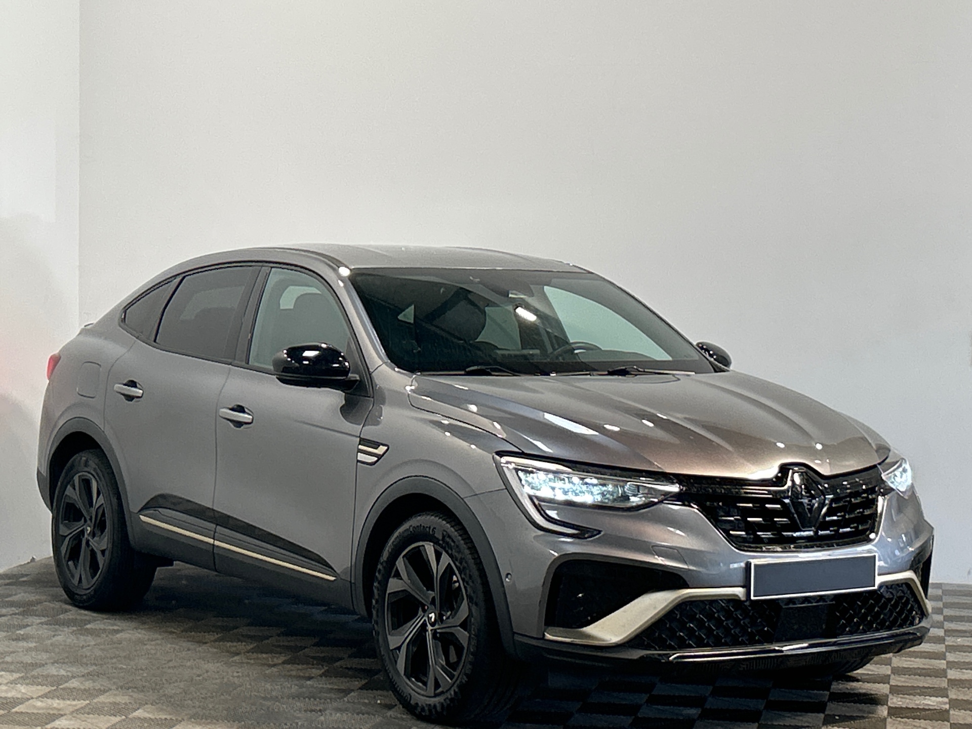 RENAULT ARKANA E-Tech hybride 145 - 22 Engineered