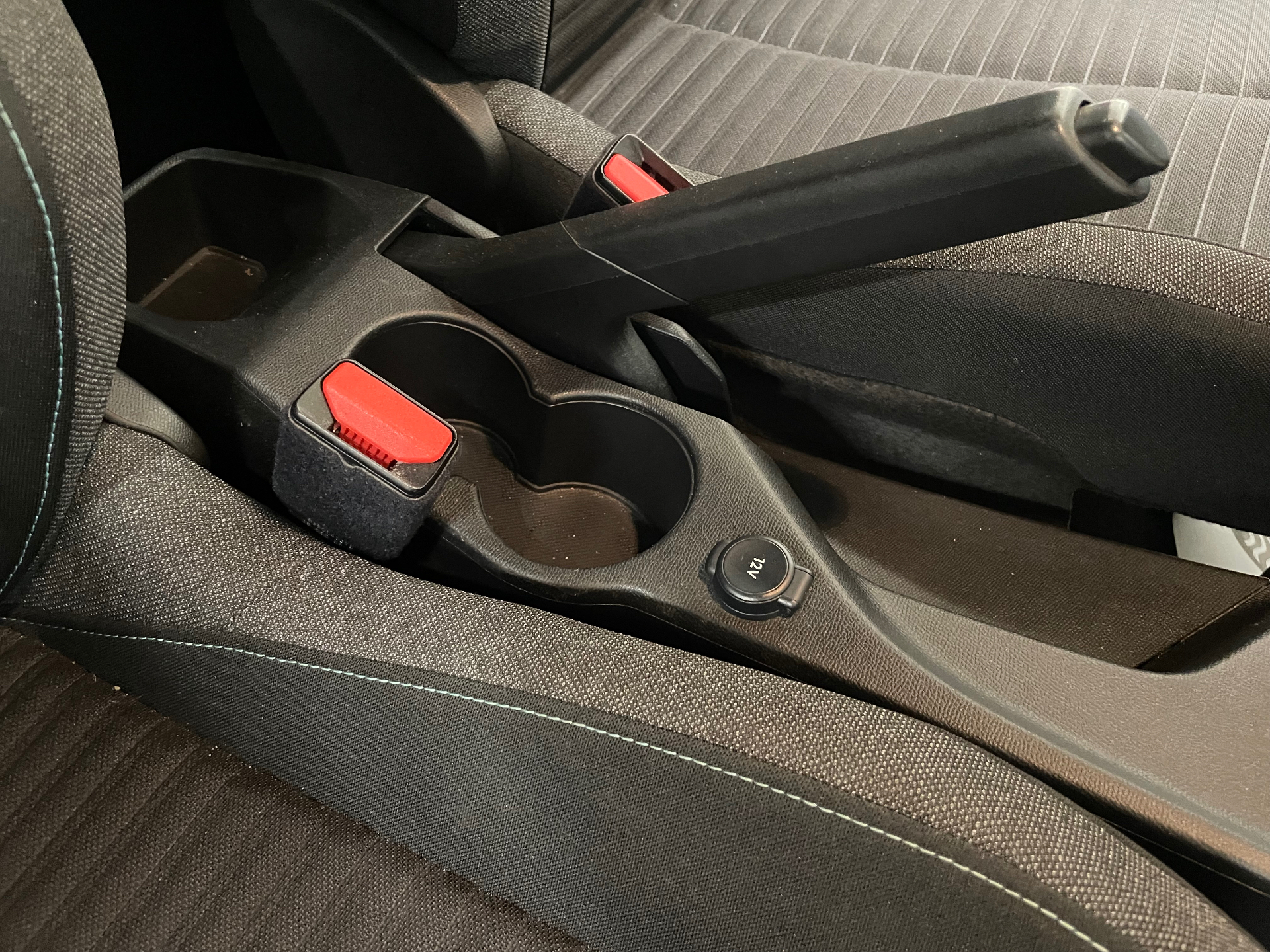 PEUGEOT 208 STYLE PURETECH 100 S&S BVM6