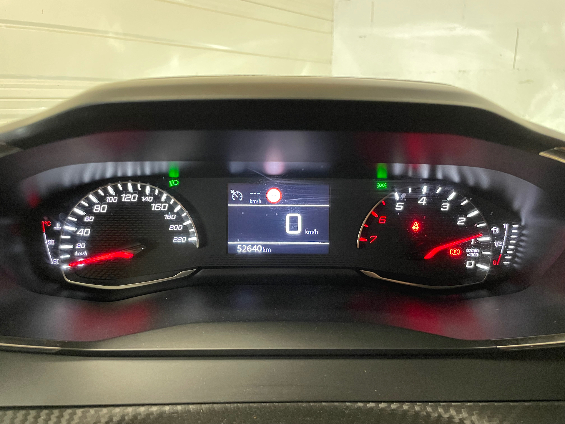 PEUGEOT 208 STYLE PURETECH 100 S&S BVM6