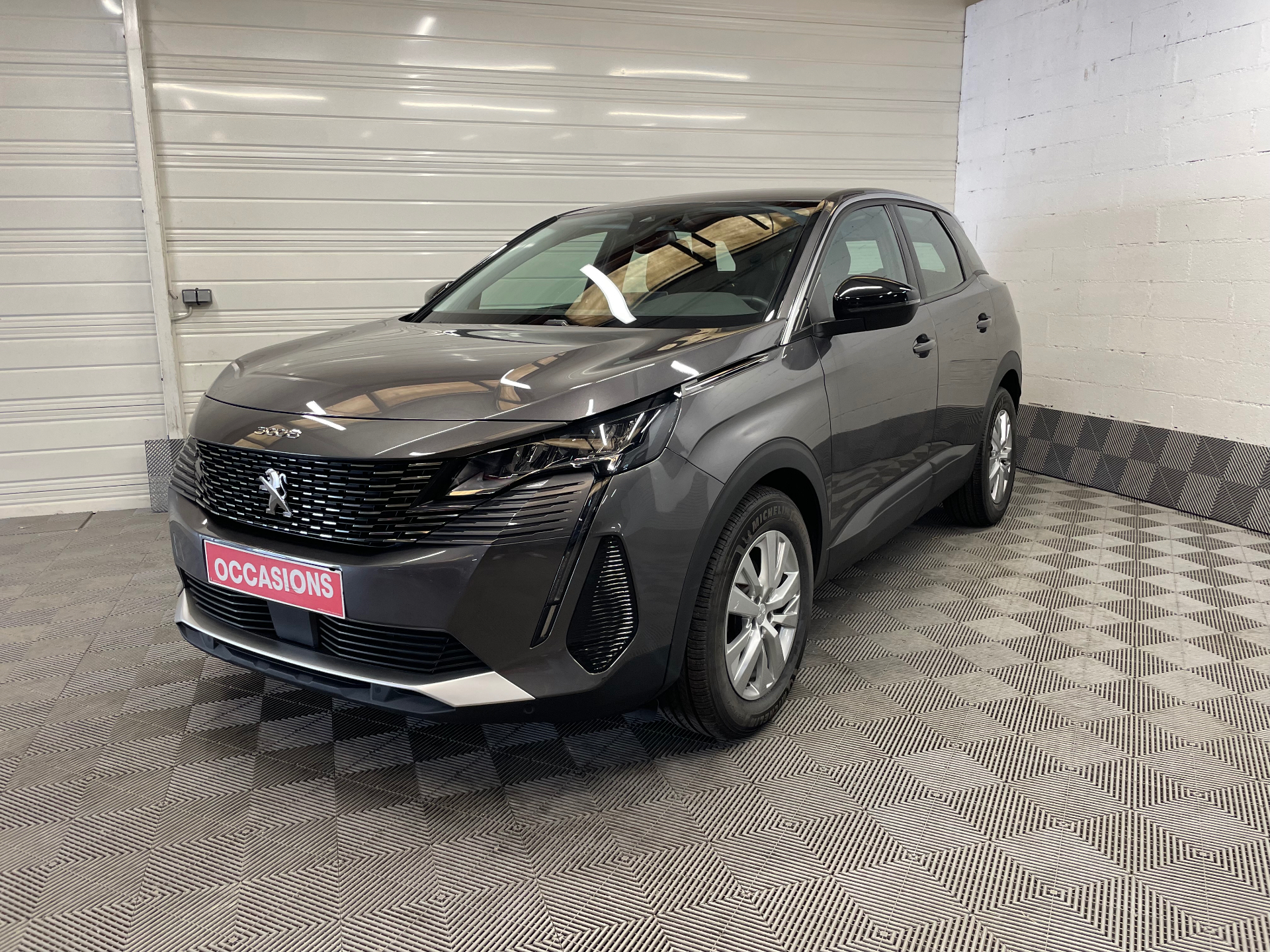 PEUGEOT 3008 BlueHDi 130ch S&S EAT8 Active Pack