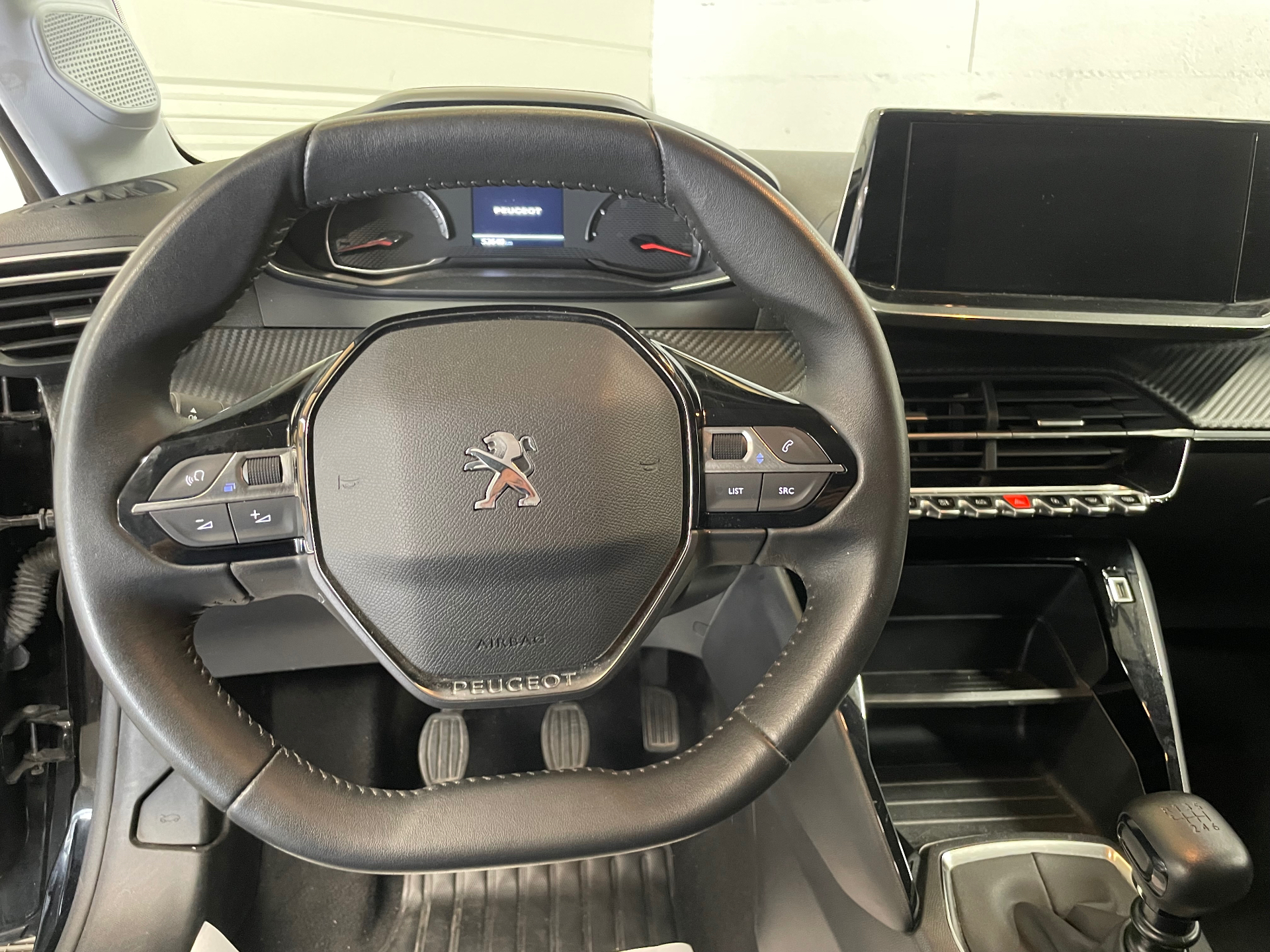 PEUGEOT 208 STYLE PURETECH 100 S&S BVM6