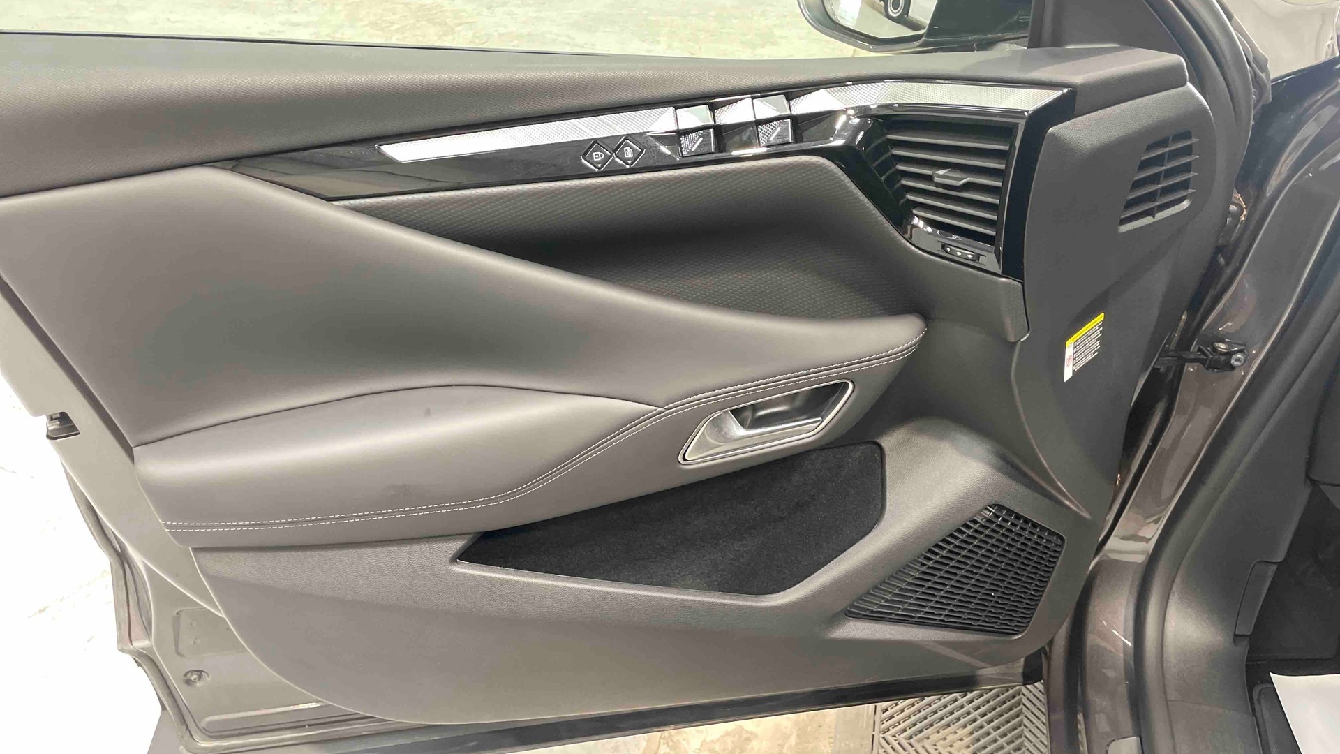 DS DS 4 Hybride E-Tense 225 EAT8 Rivoli - 5P