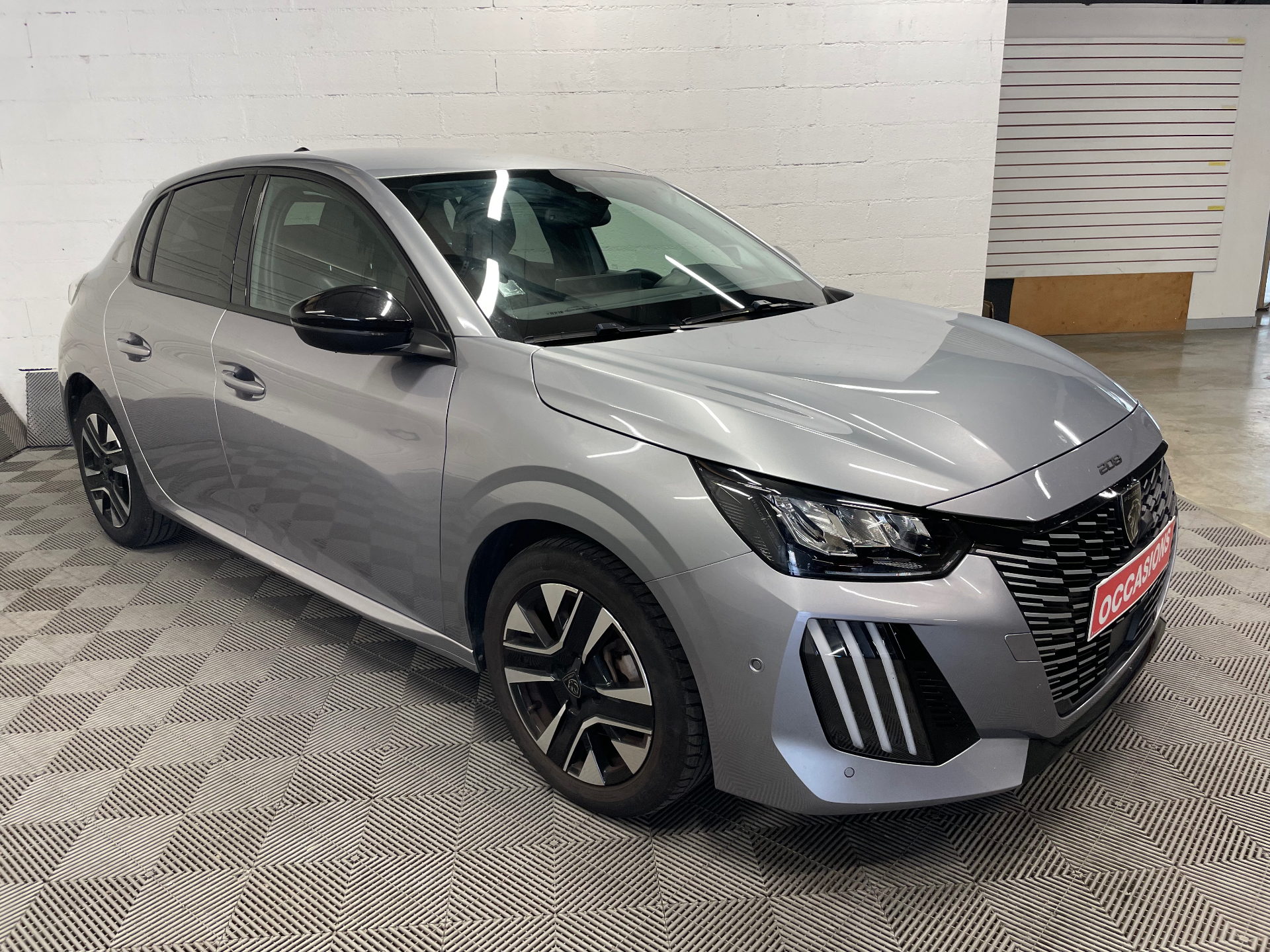 PEUGEOT 208 PureTech 100 S&S BVM6 Allure