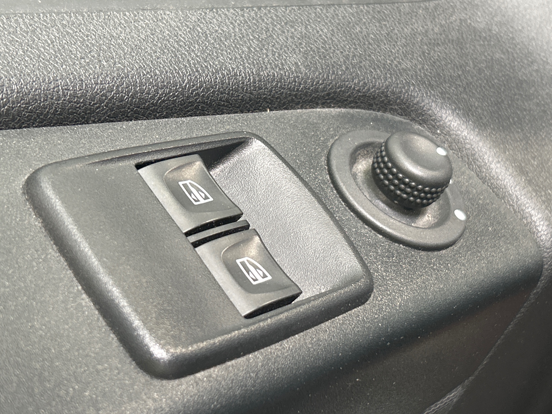 RENAULT TRAFIC FOURGON FGN L1H1 1000 KG DCI 120 GRAND CONFORT