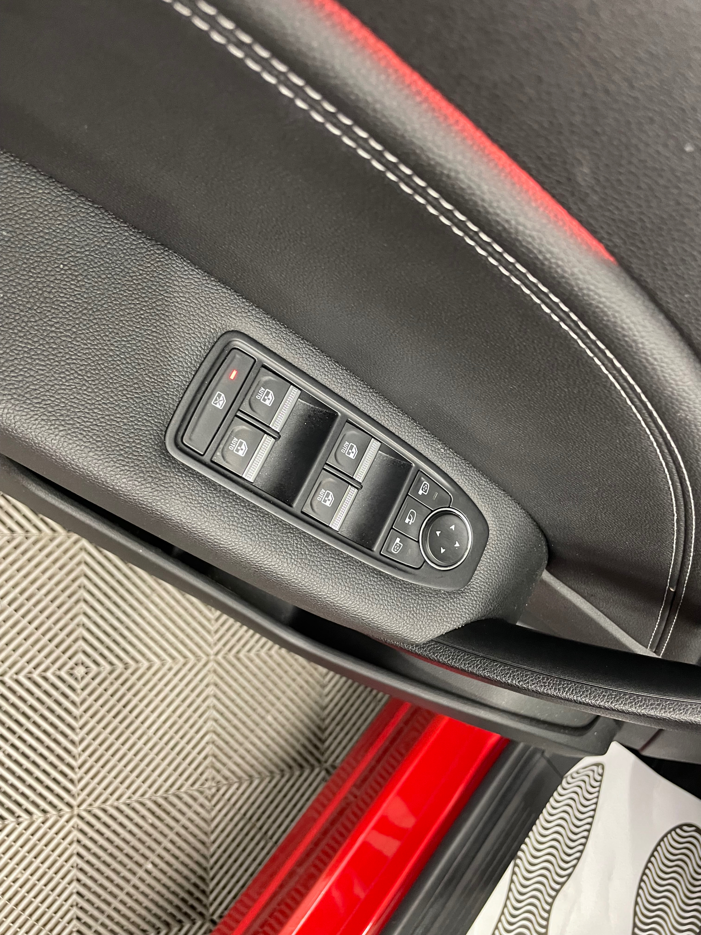 RENAULT CAPTUR techno mild hybrid 140